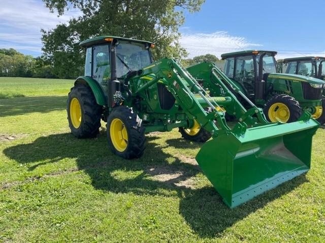2022 John Deere 5100E Image