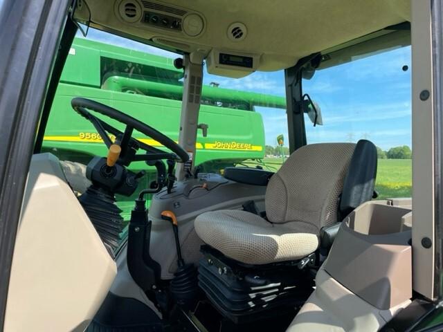 2022 John Deere 5100E Image