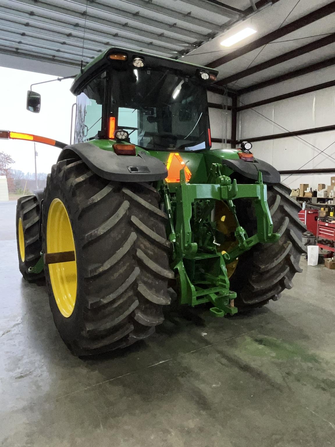 2009 John Deere 8130 Image