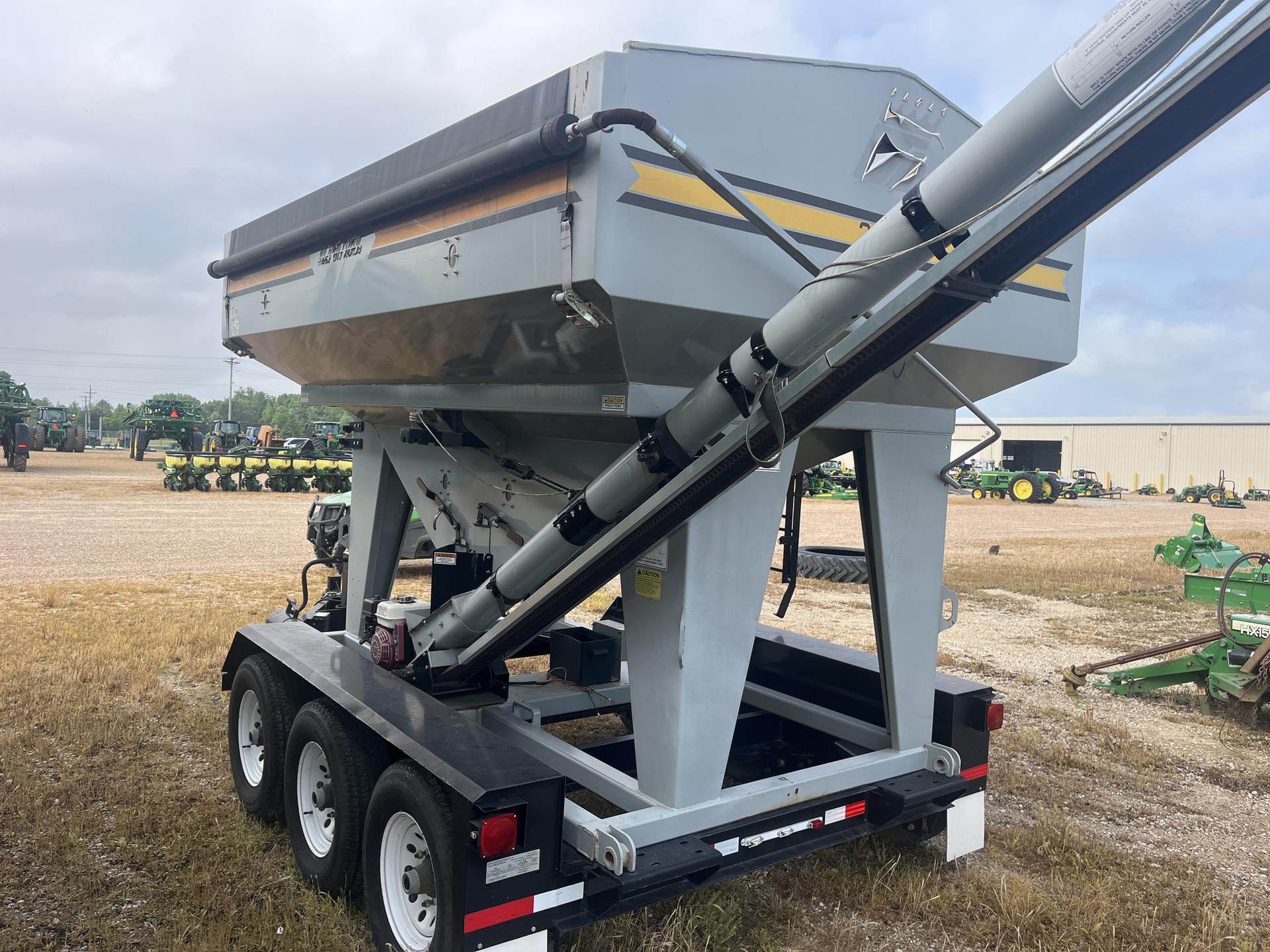 2012 Crustbuster 240BU Image