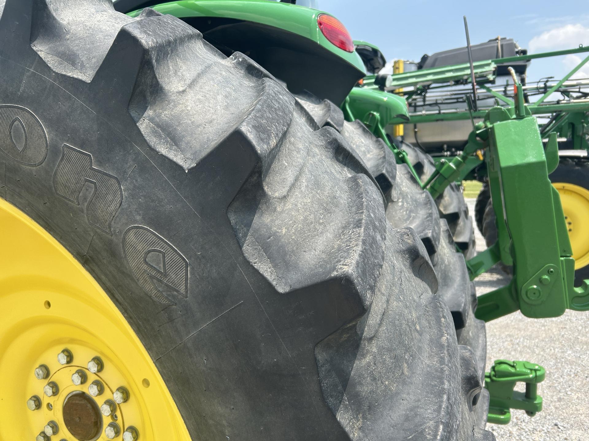 2014 John Deere 8270R Image