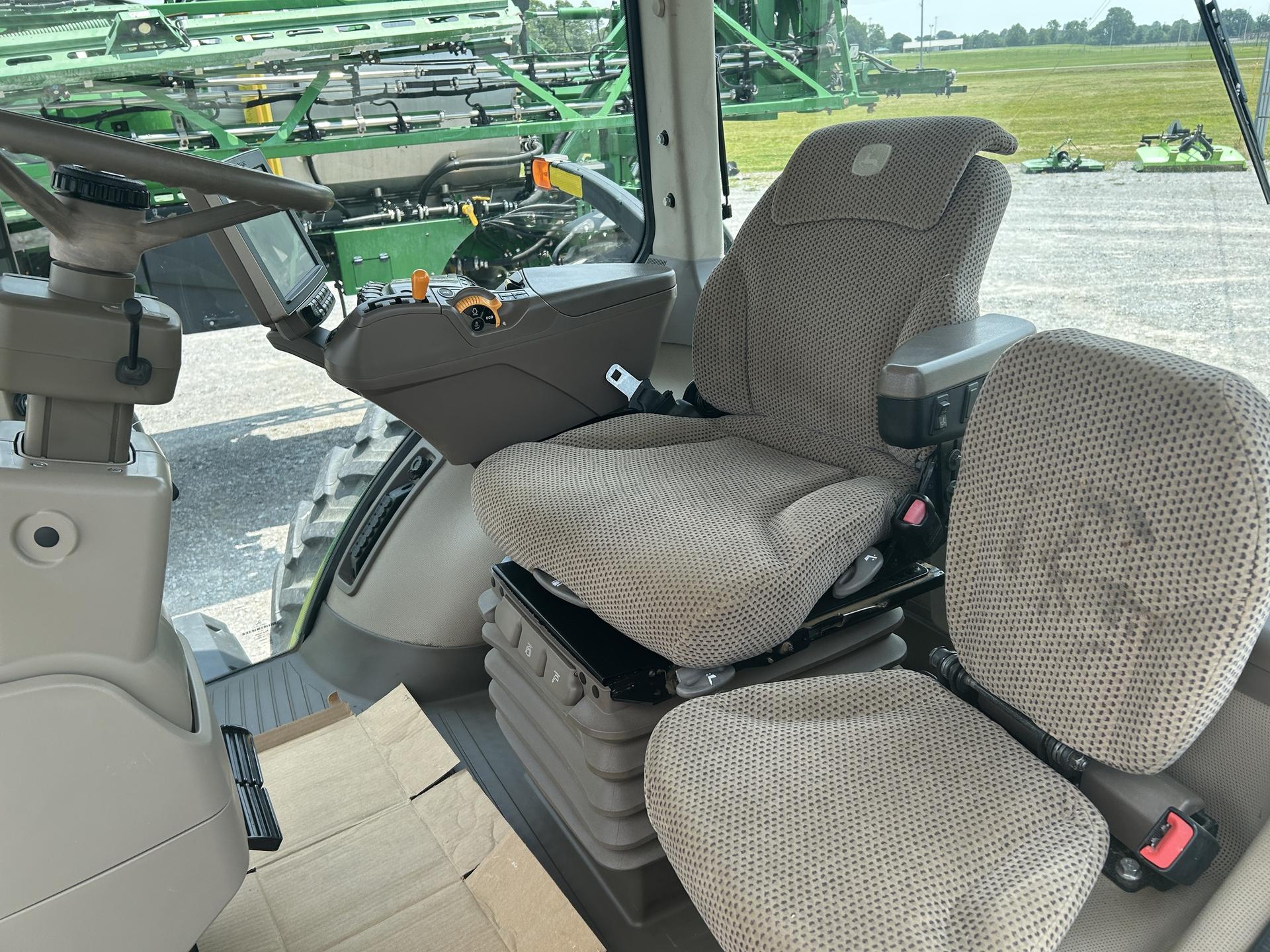 2014 John Deere 8270R Image