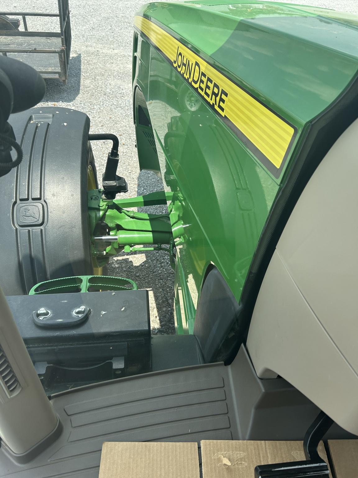 2014 John Deere 8270R Image