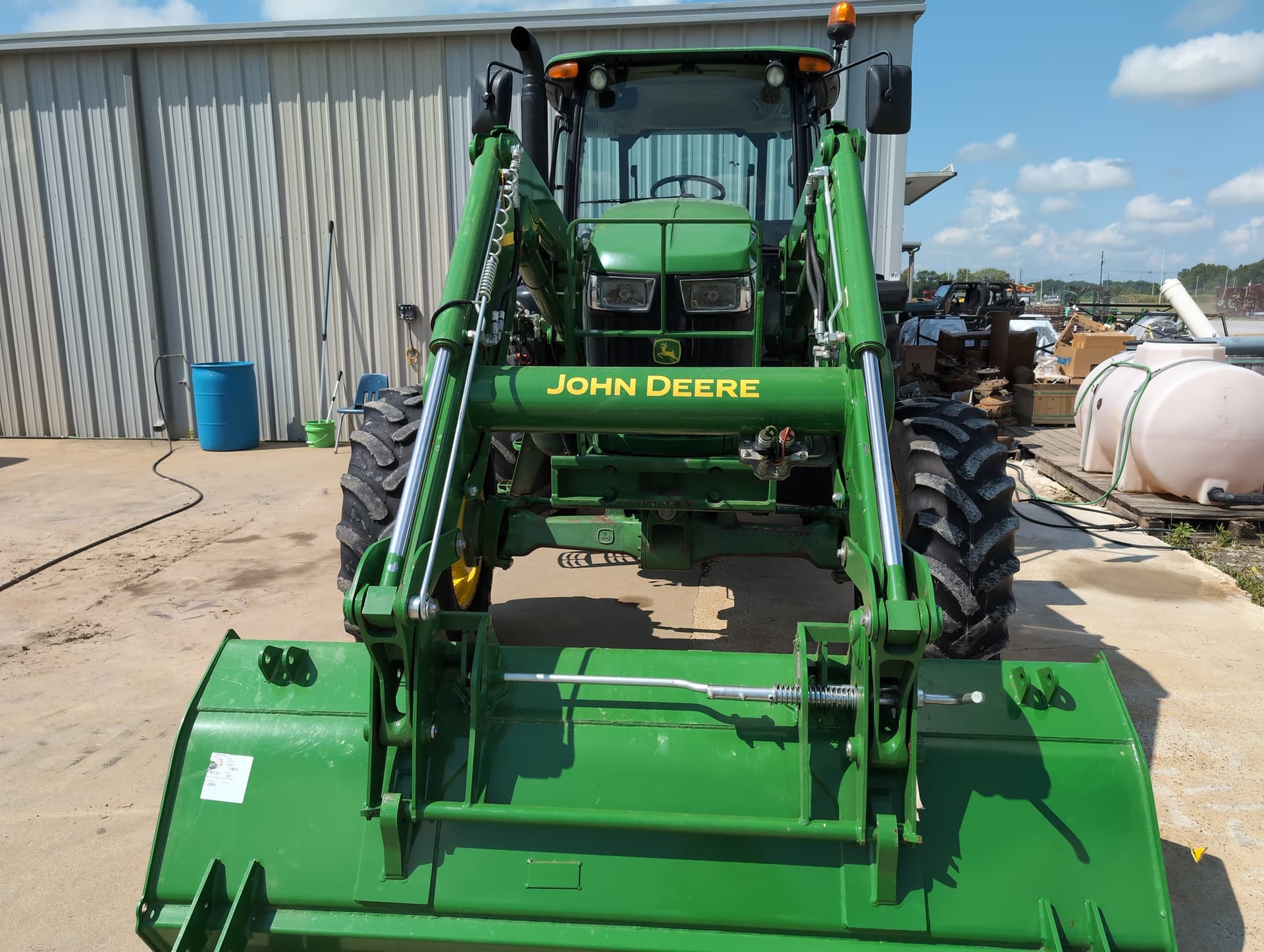2020 John Deere 6105E Image