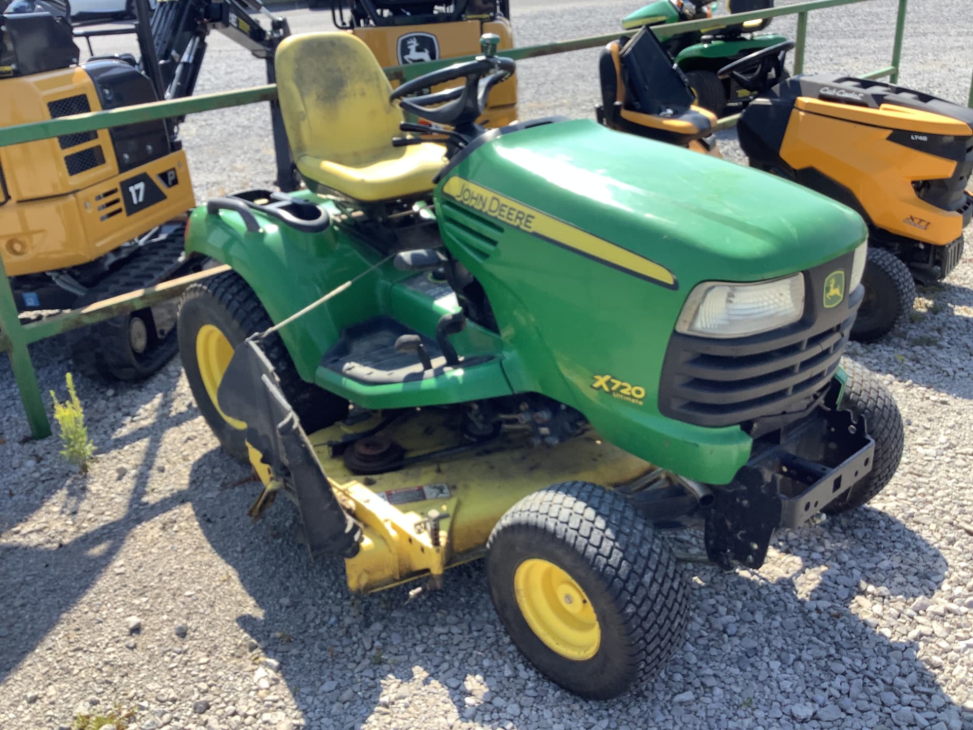 2008 John Deere X720 Image