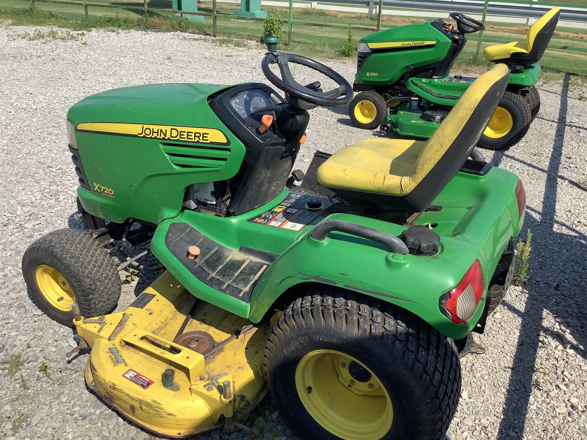 2008 John Deere X720 Image