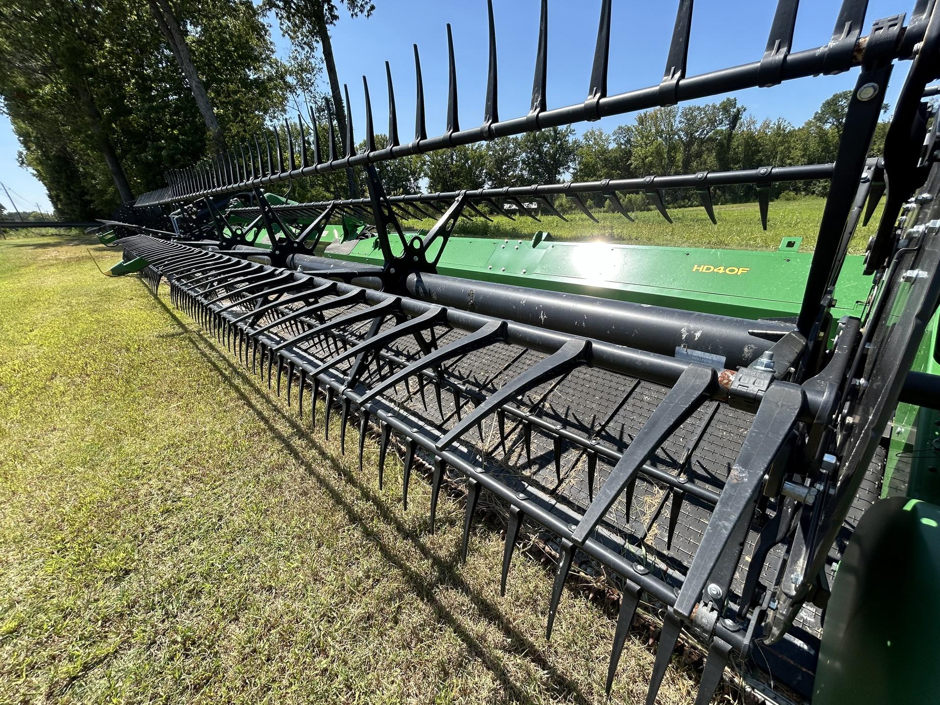 2022 John Deere HD40F Image