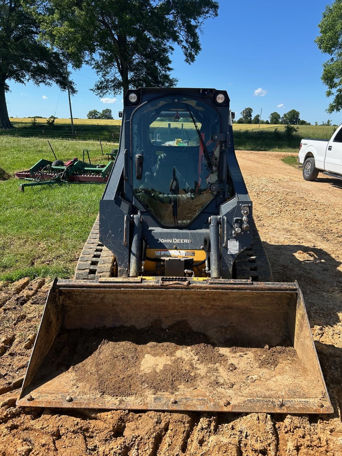 2022 John Deere 317 Image