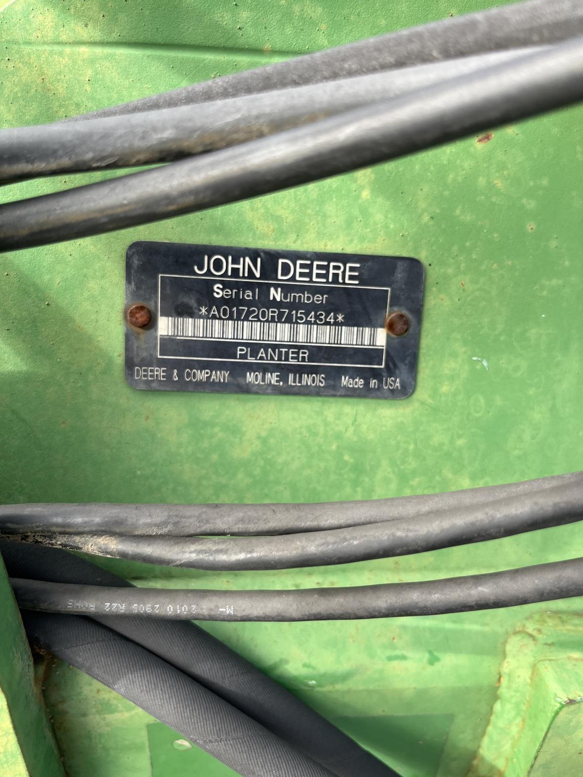2006 John Deere 1720 Image