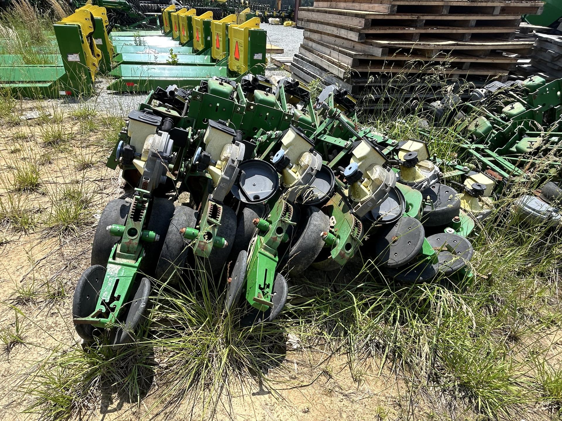 John Deere Max Emerge Image
