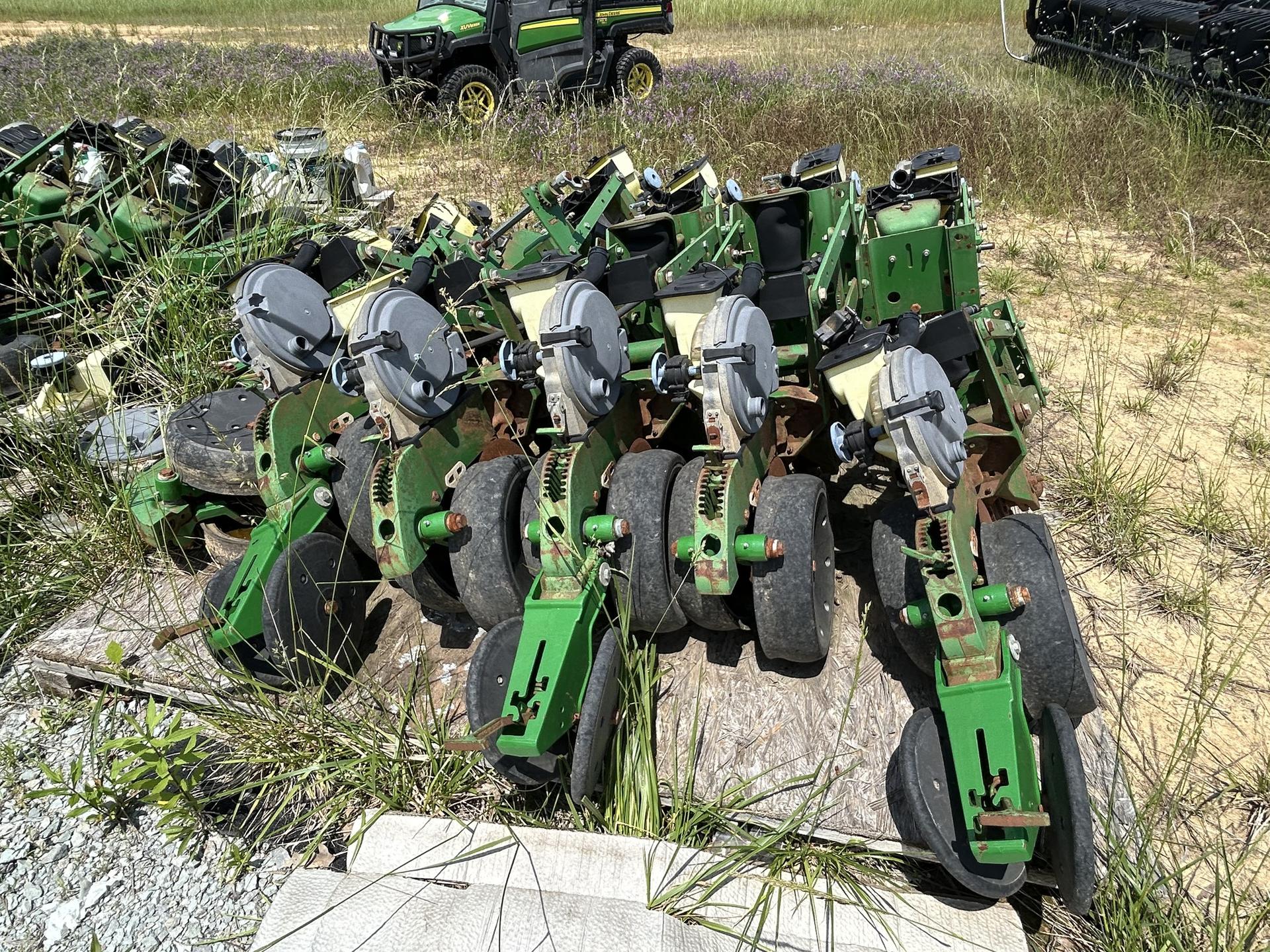 John Deere Max Emerge Image