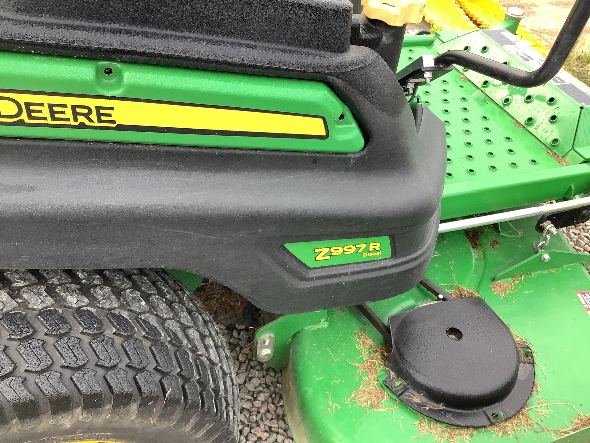 2021 John Deere z997r Image
