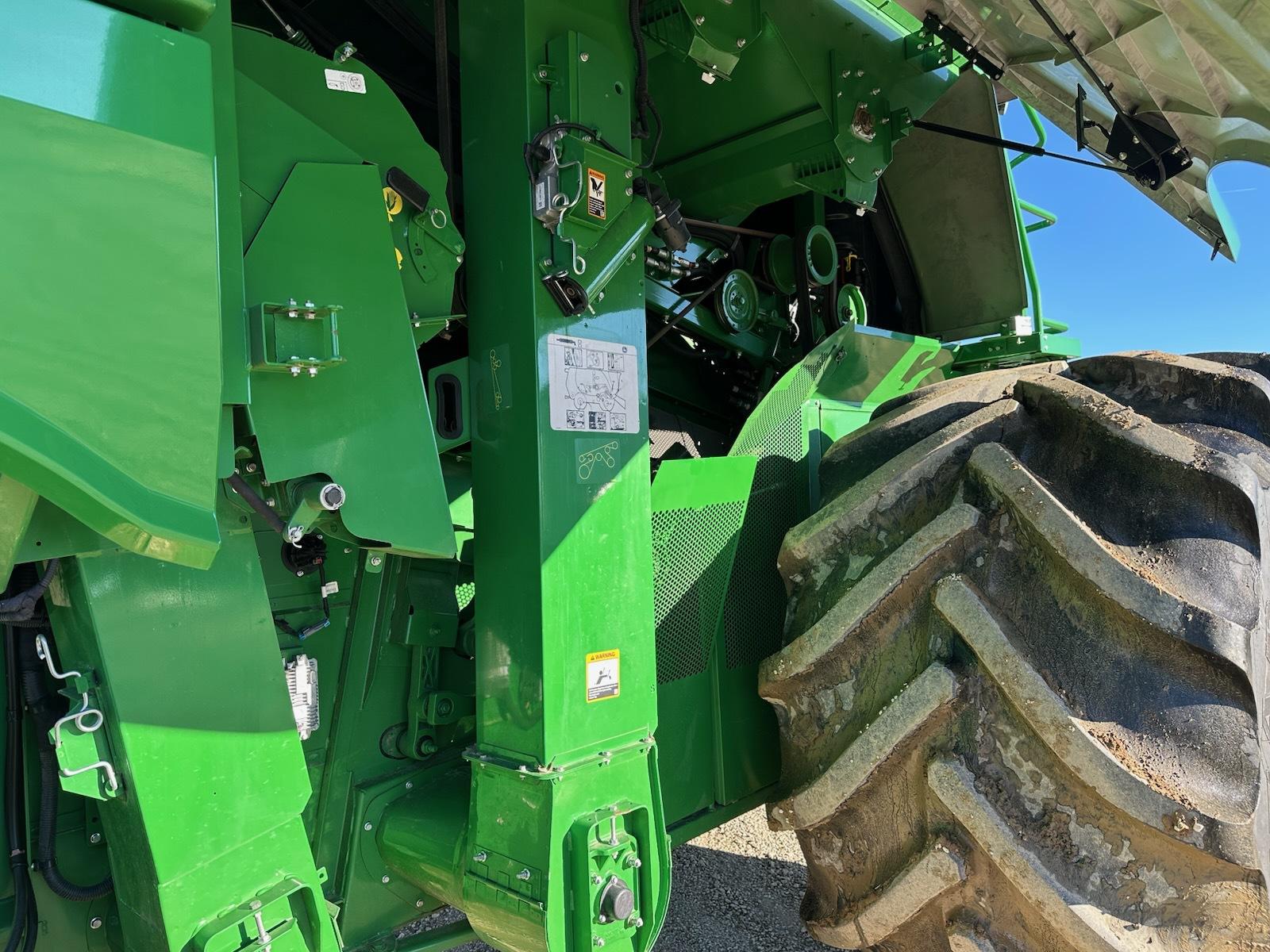 2023 John Deere S790 Image