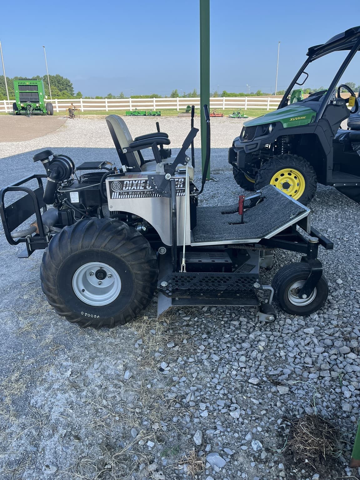 2004 Dixie Chopper X2503 Image