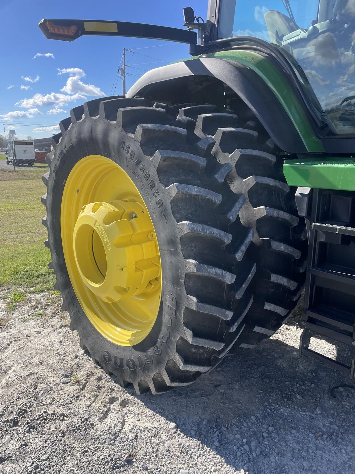 2023 John Deere 8R 310 Image