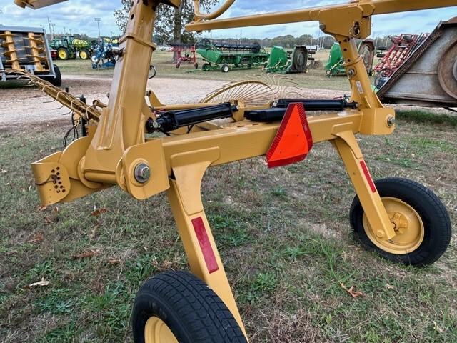 2016 Vermeer VR1224 Image