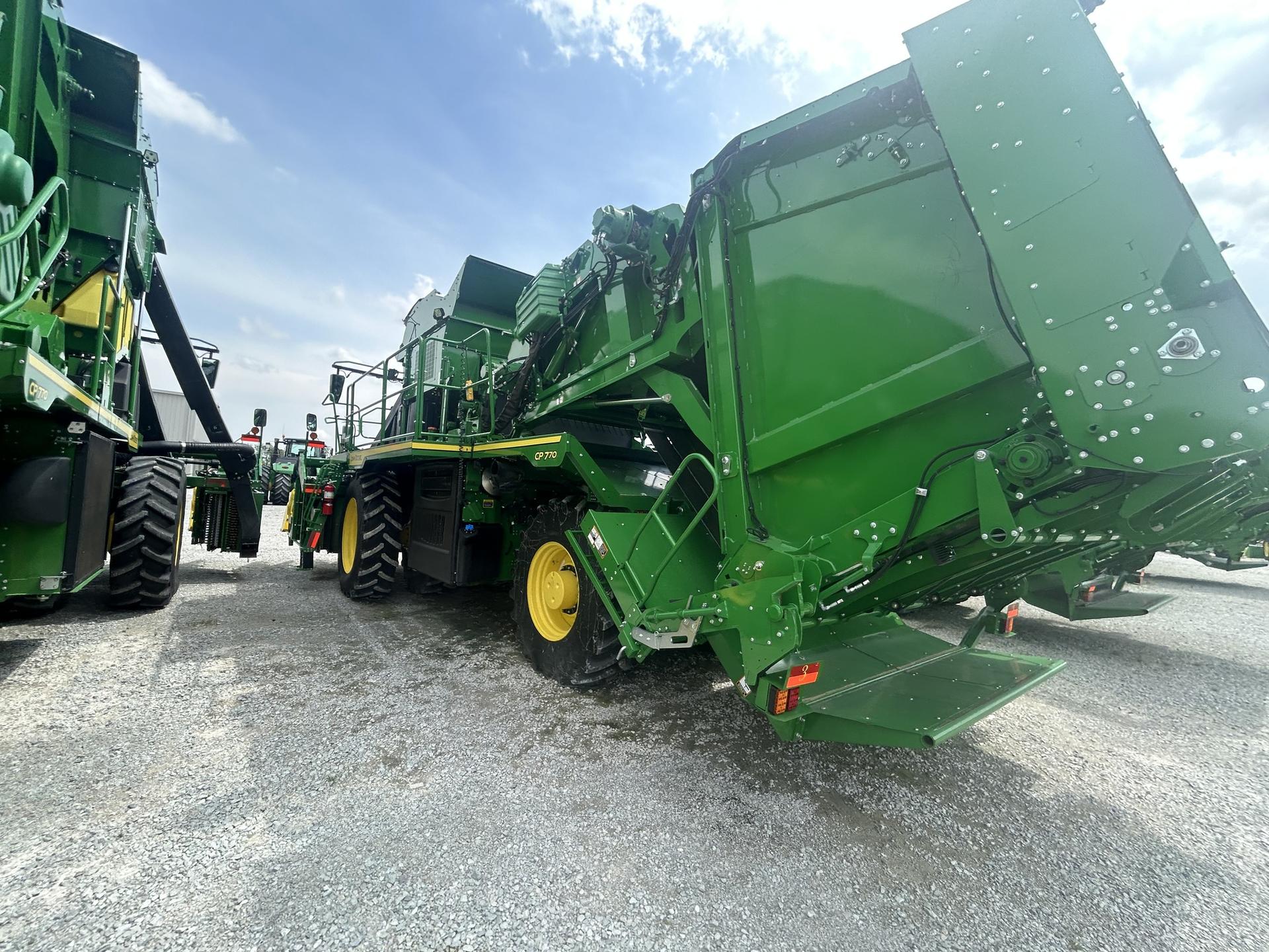 2024 John Deere CP770 Image