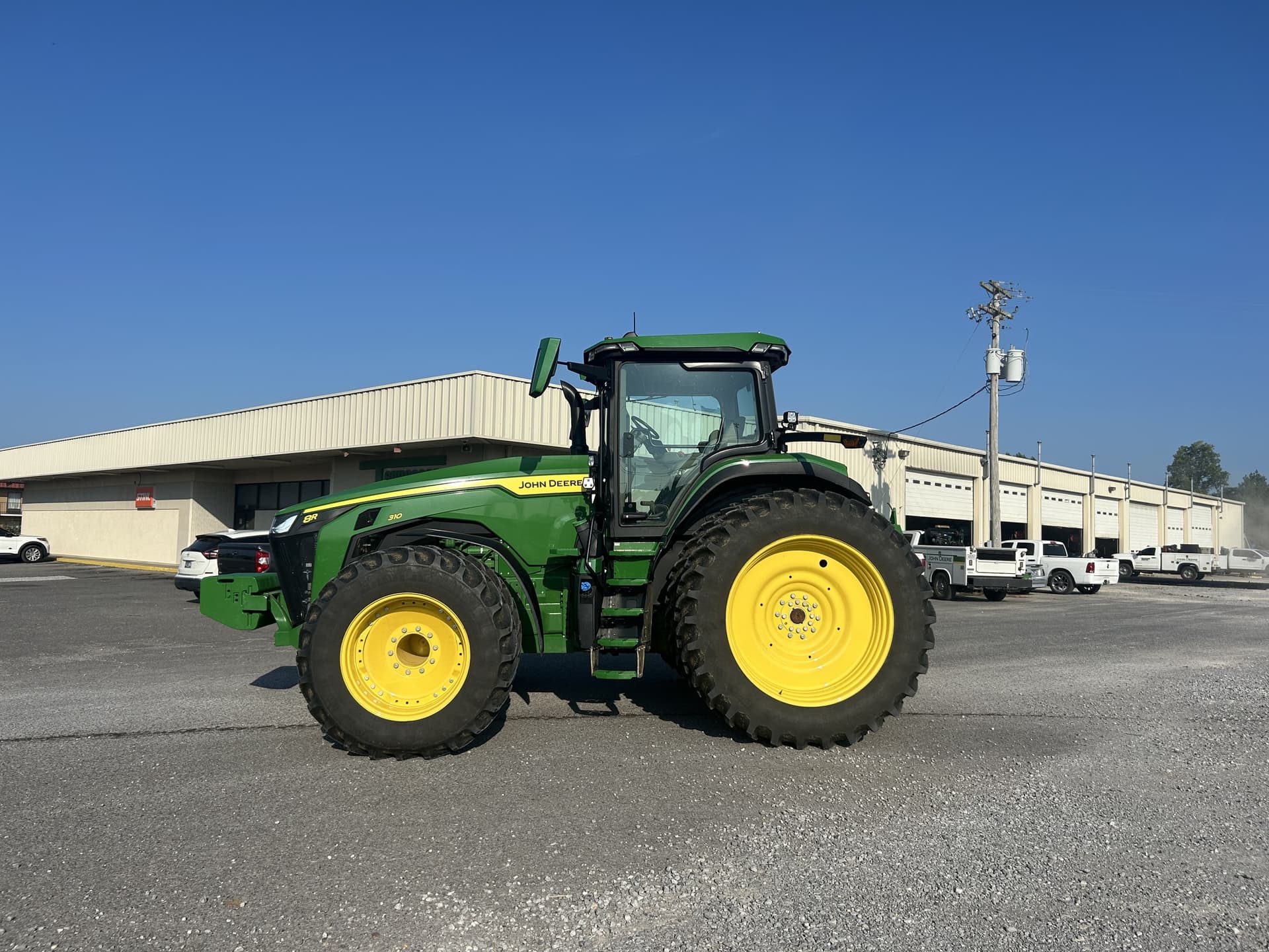 2024 John Deere 8R 310 Image