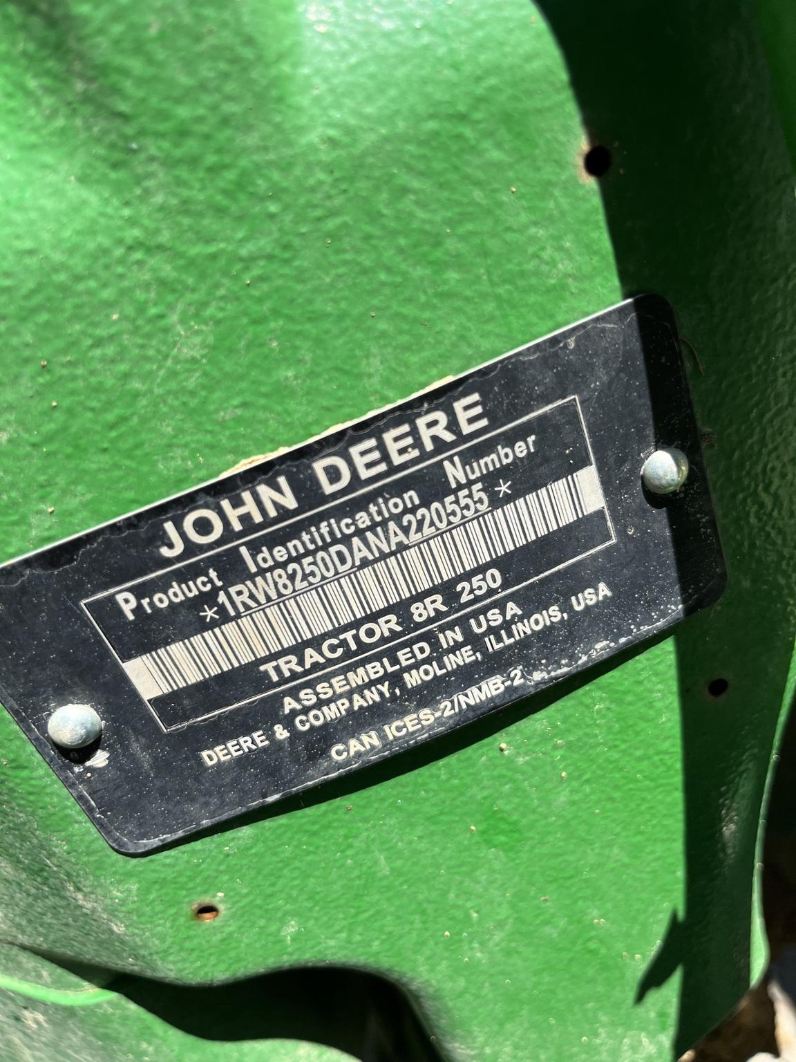 2023 John Deere 8R 250 Image