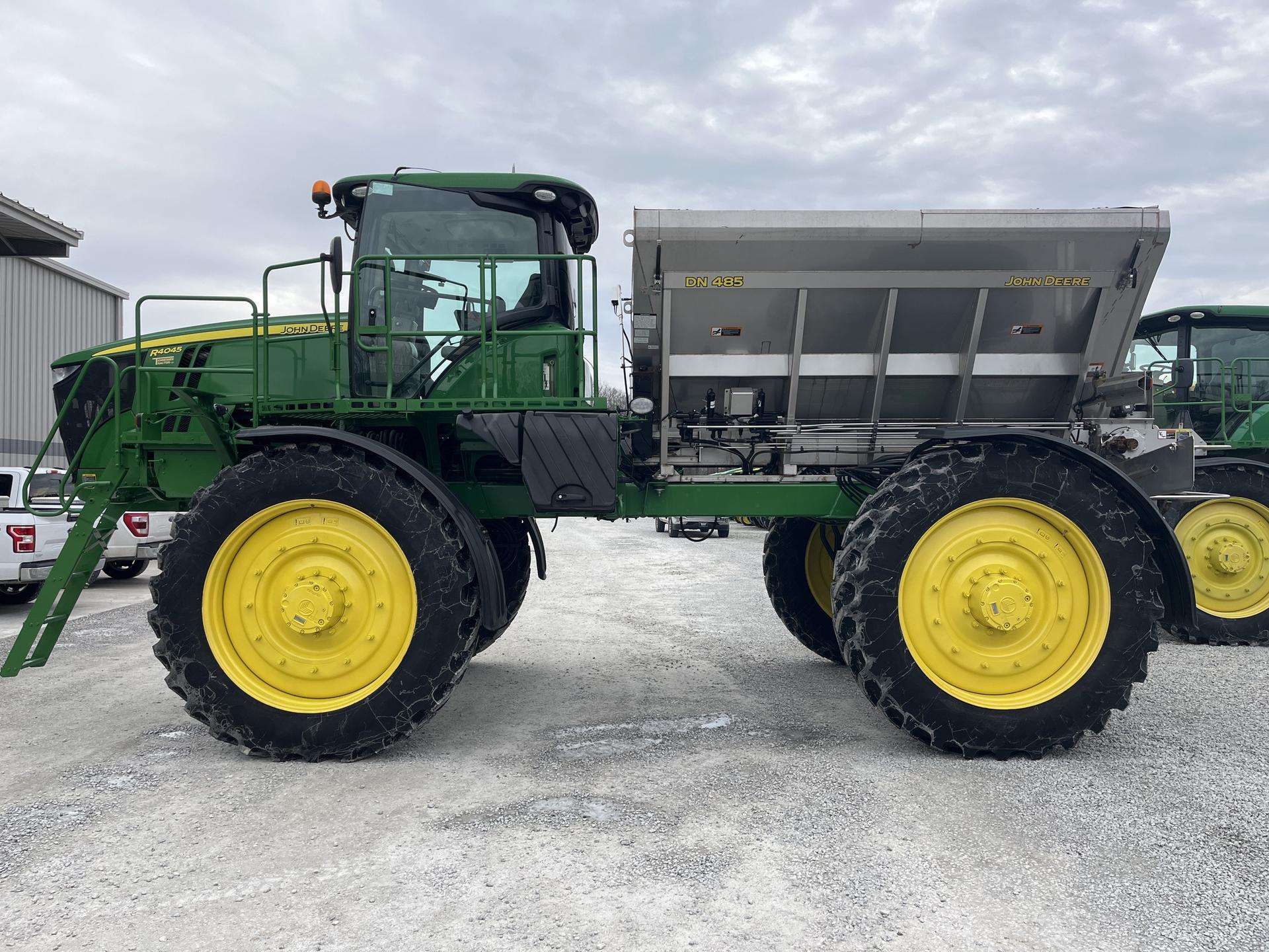 2021 John Deere R4045 Image