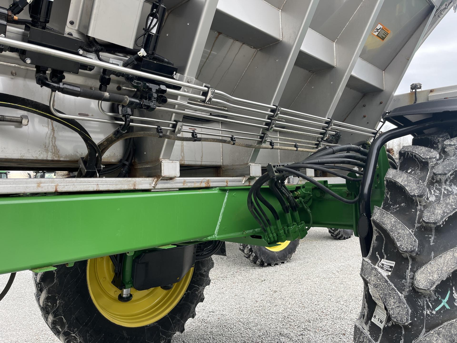 2021 John Deere R4045 Image