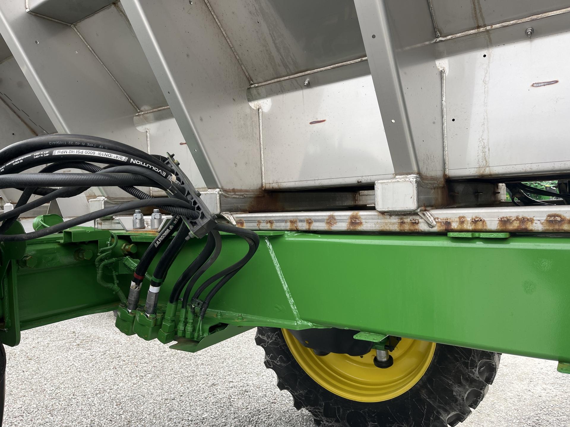 2021 John Deere R4045 Image