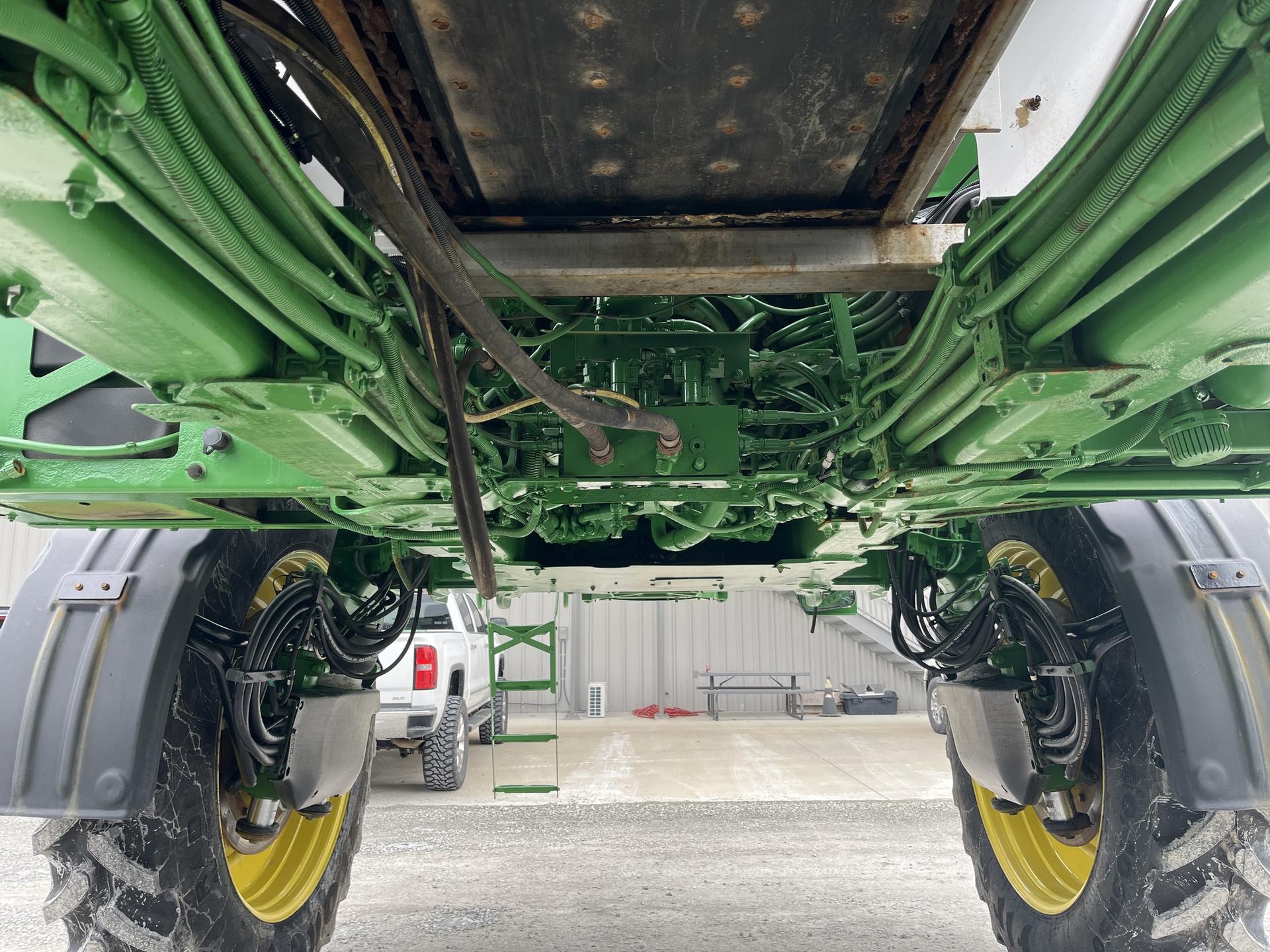 2021 John Deere R4045 Image