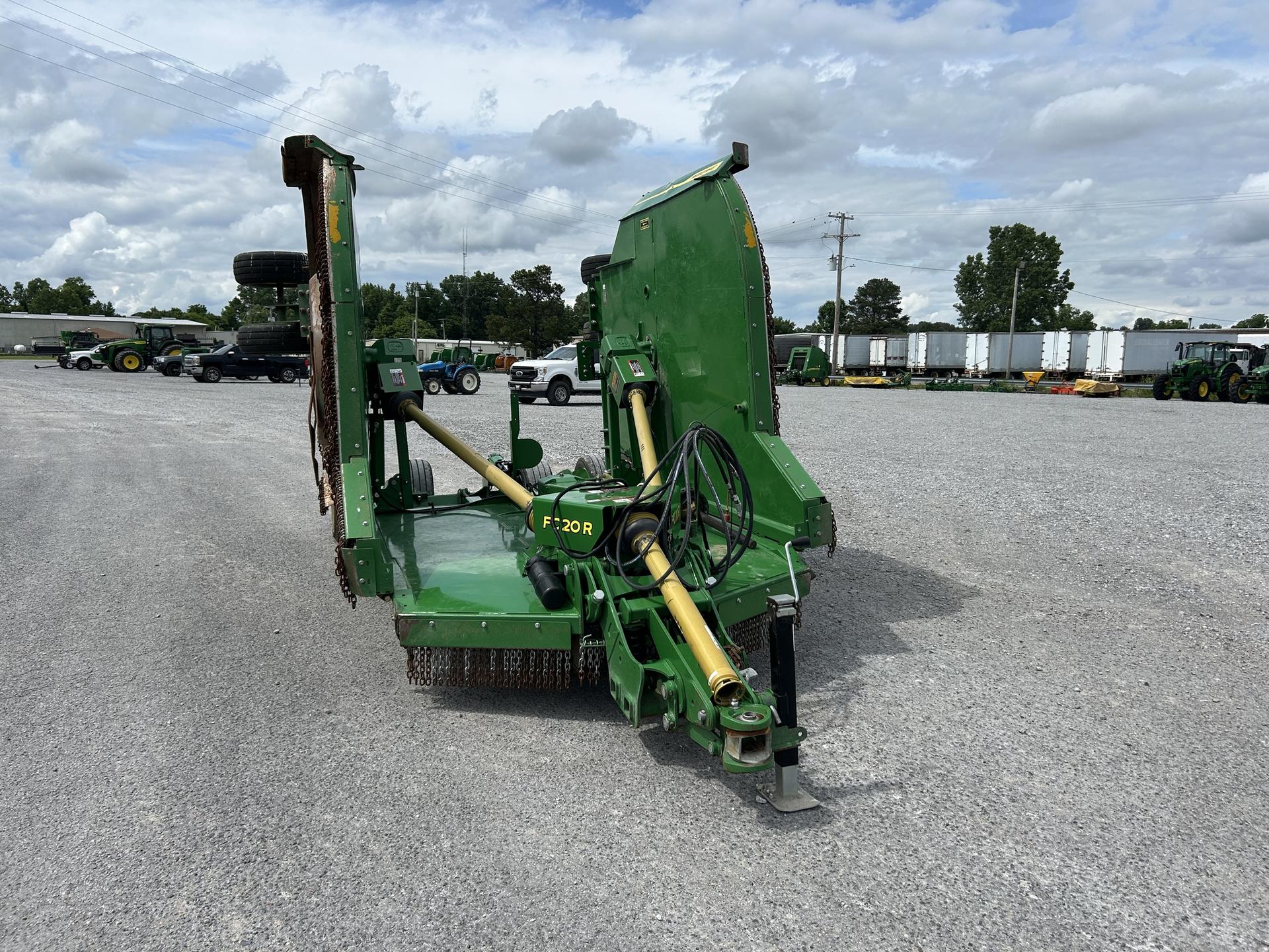 2022 John Deere FC20R Image