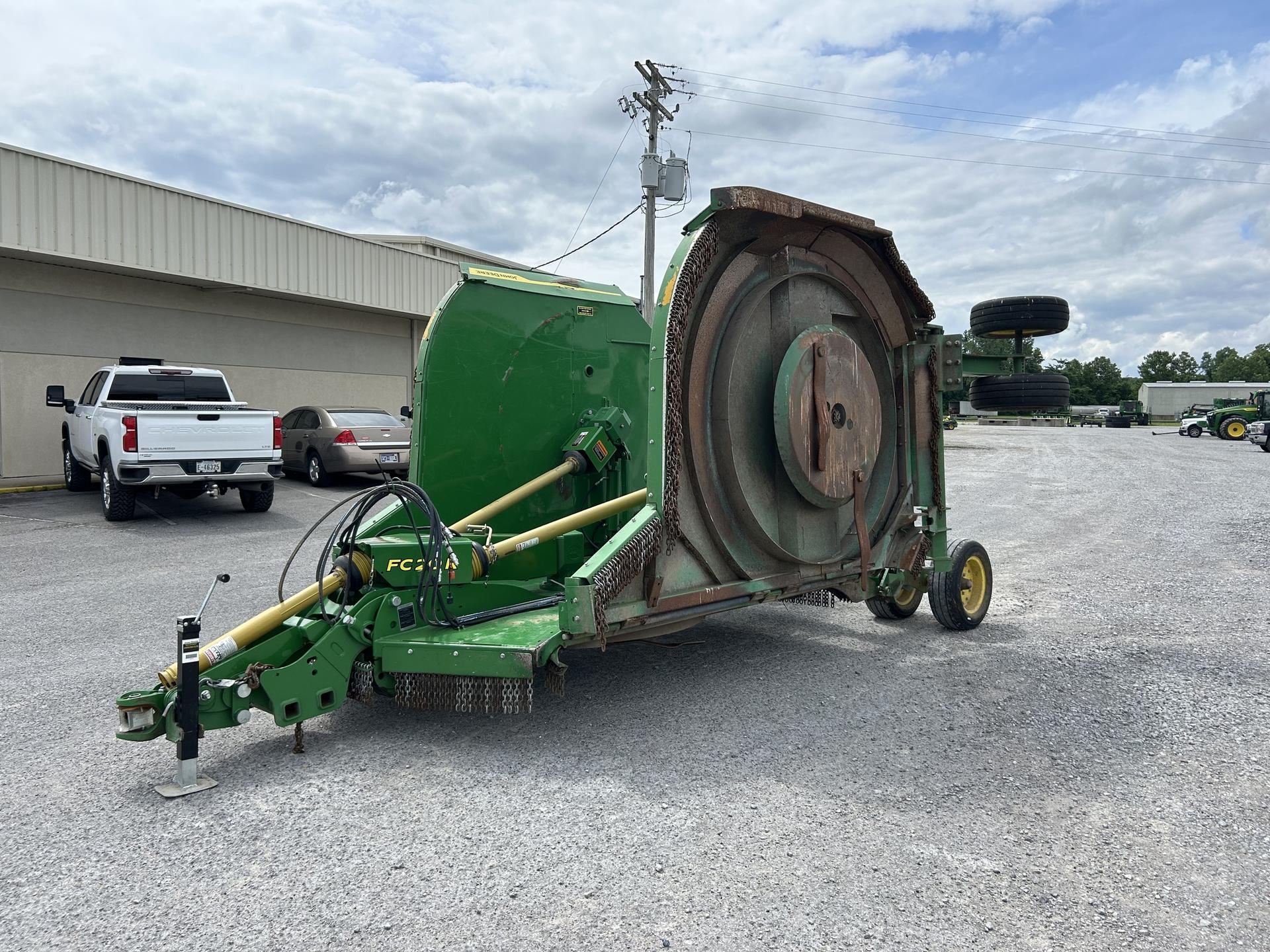 2022 John Deere FC20R Image