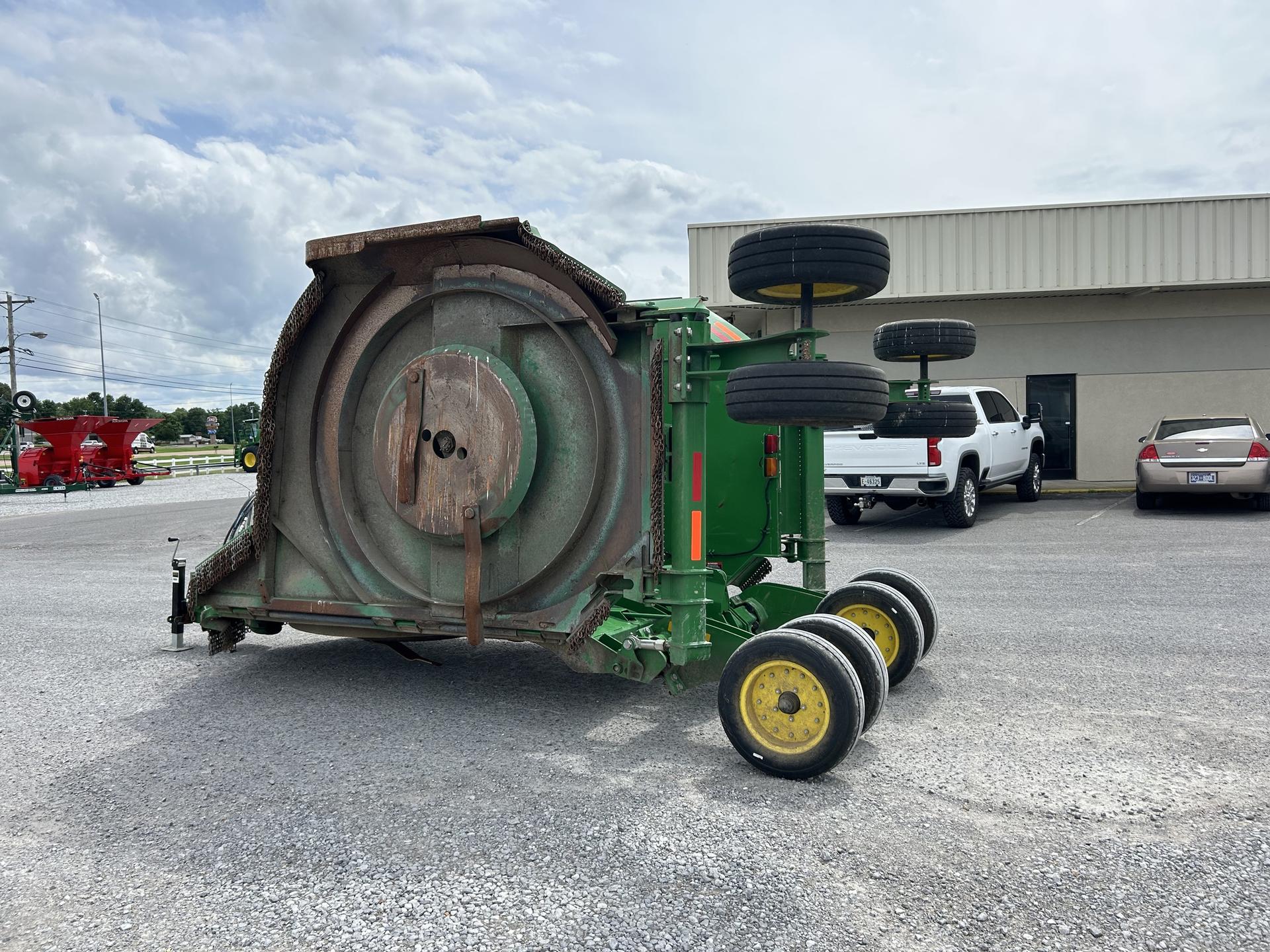 2022 John Deere FC20R Image