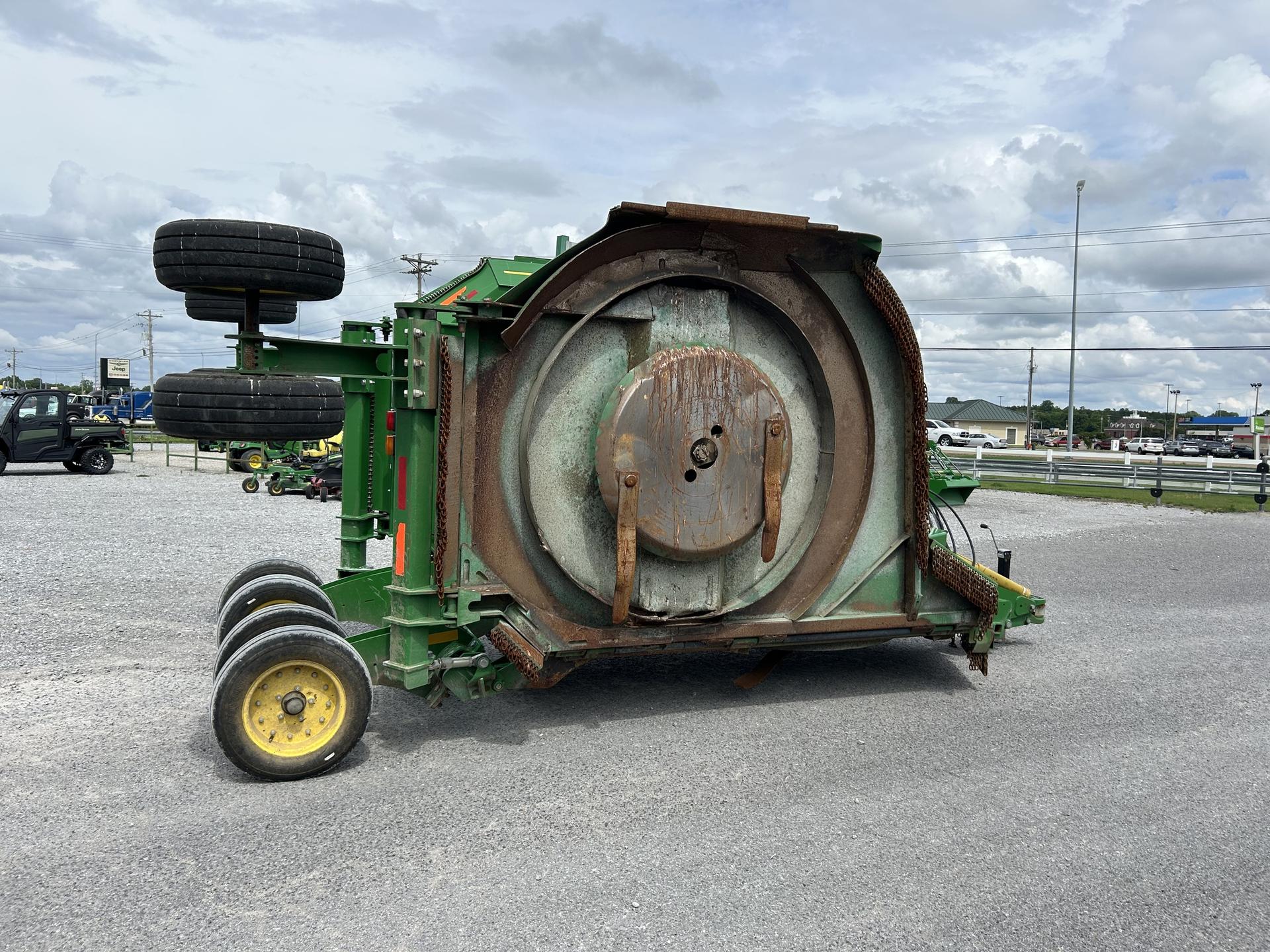 2022 John Deere FC20R Image
