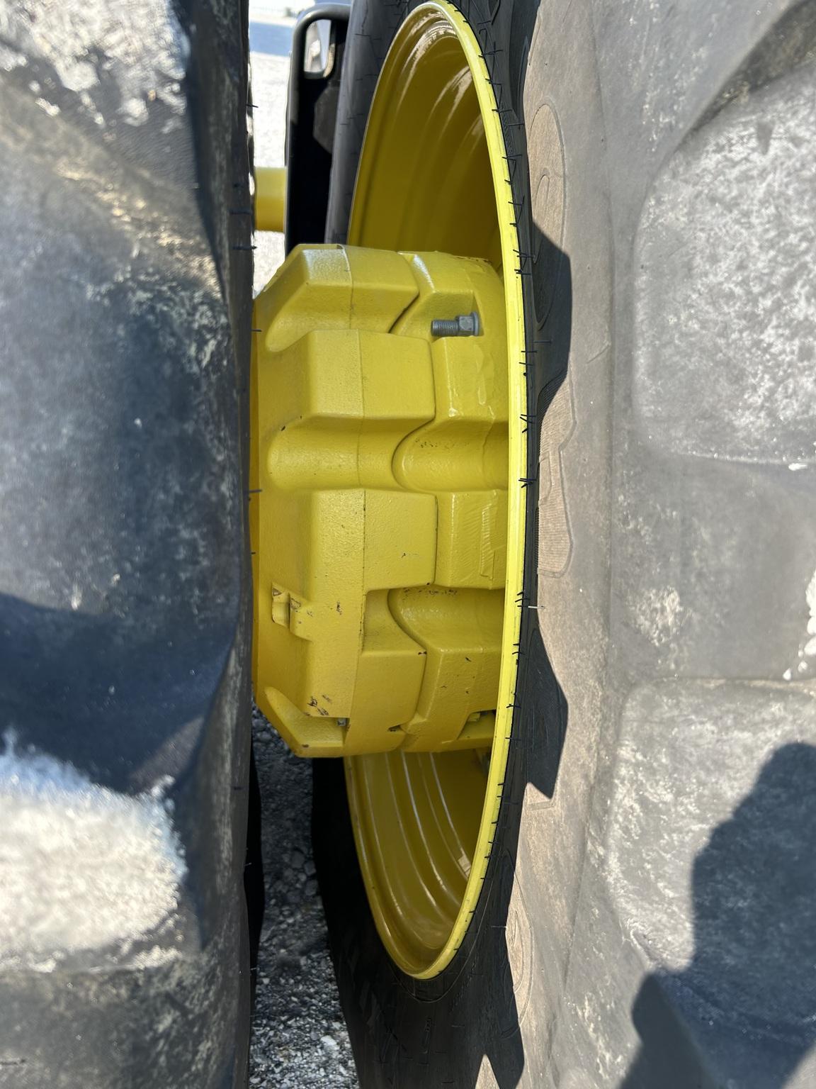 2023 John Deere 8R 370 Image
