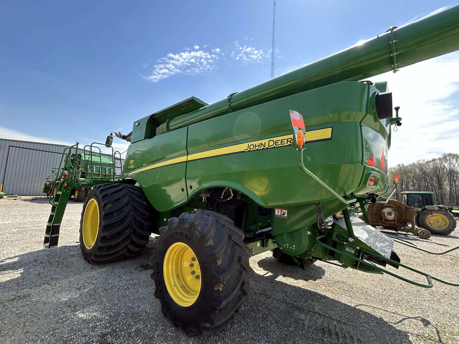 2024 John Deere S780 Image