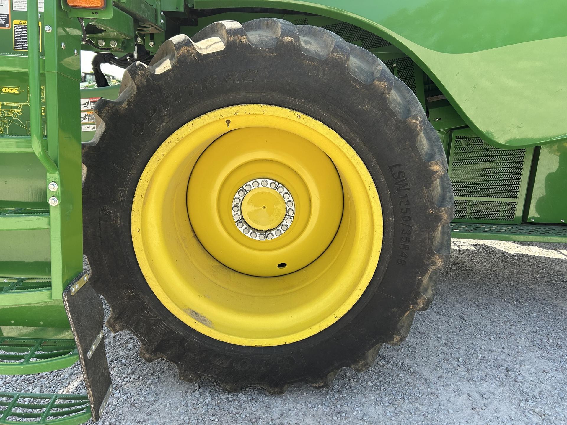 2024 John Deere S780 Image