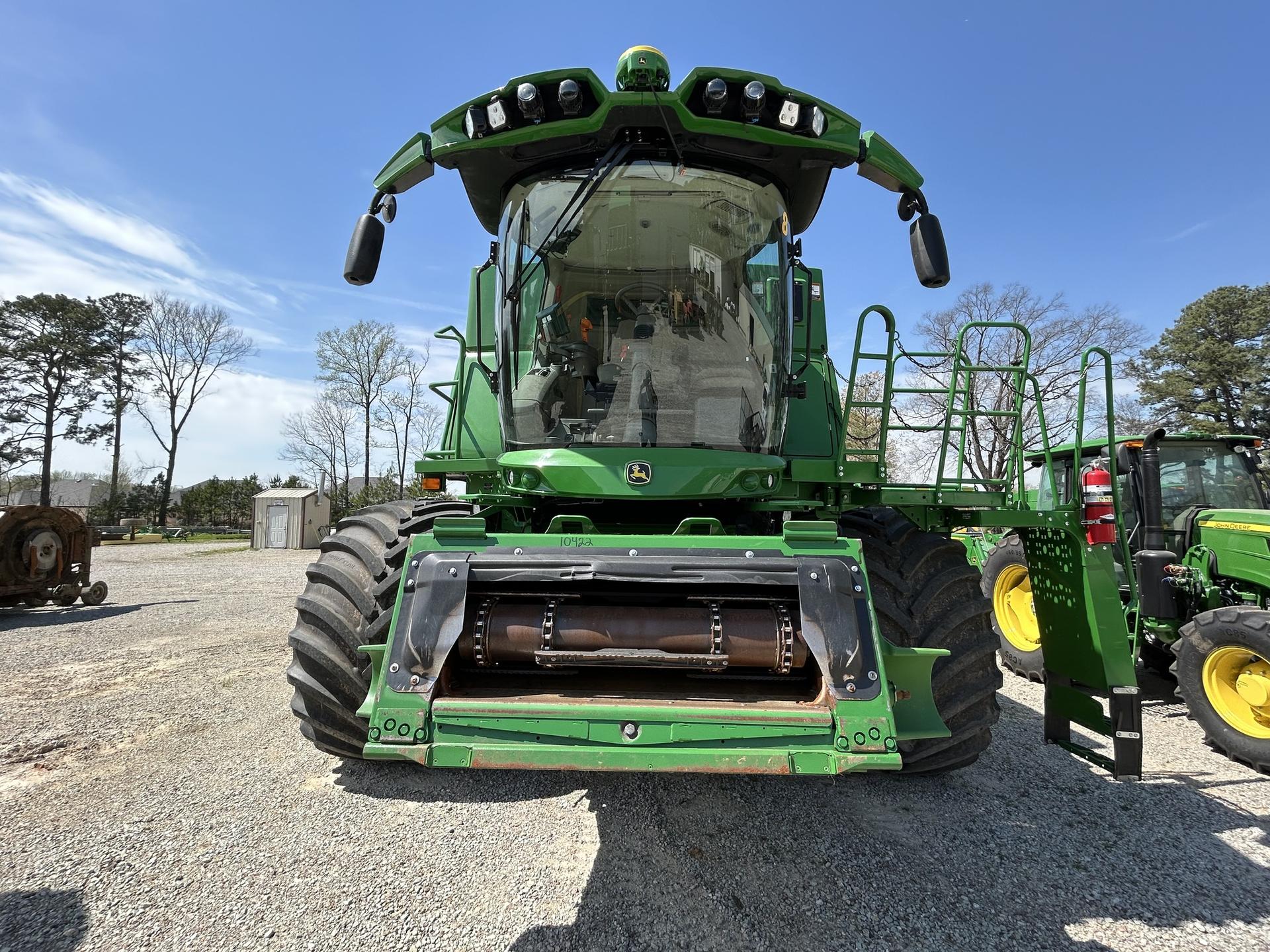 2024 John Deere S780 Image