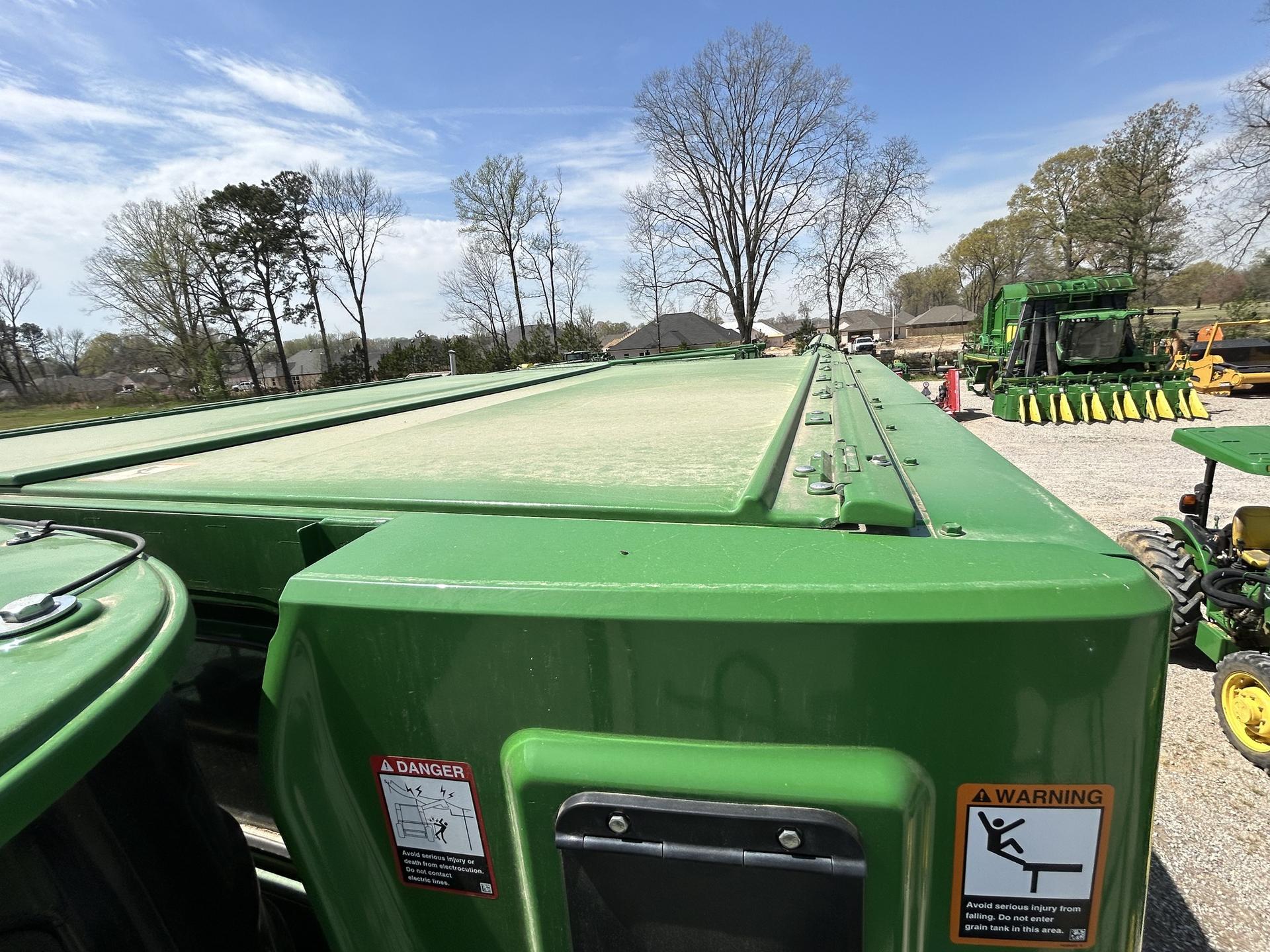 2024 John Deere S780 Image