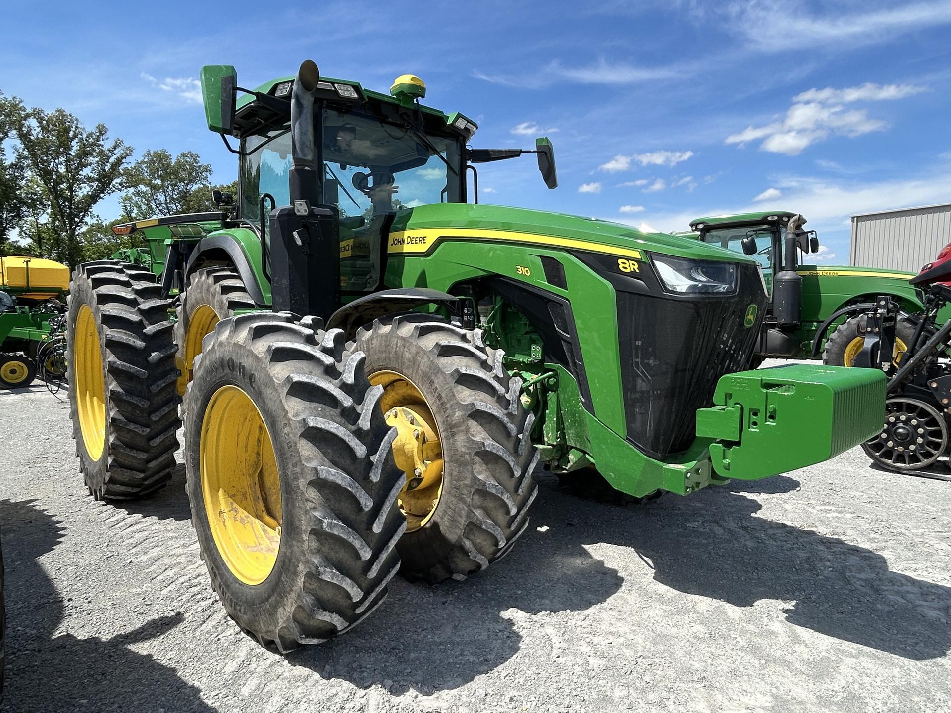 2022 John Deere 8R 310 Image