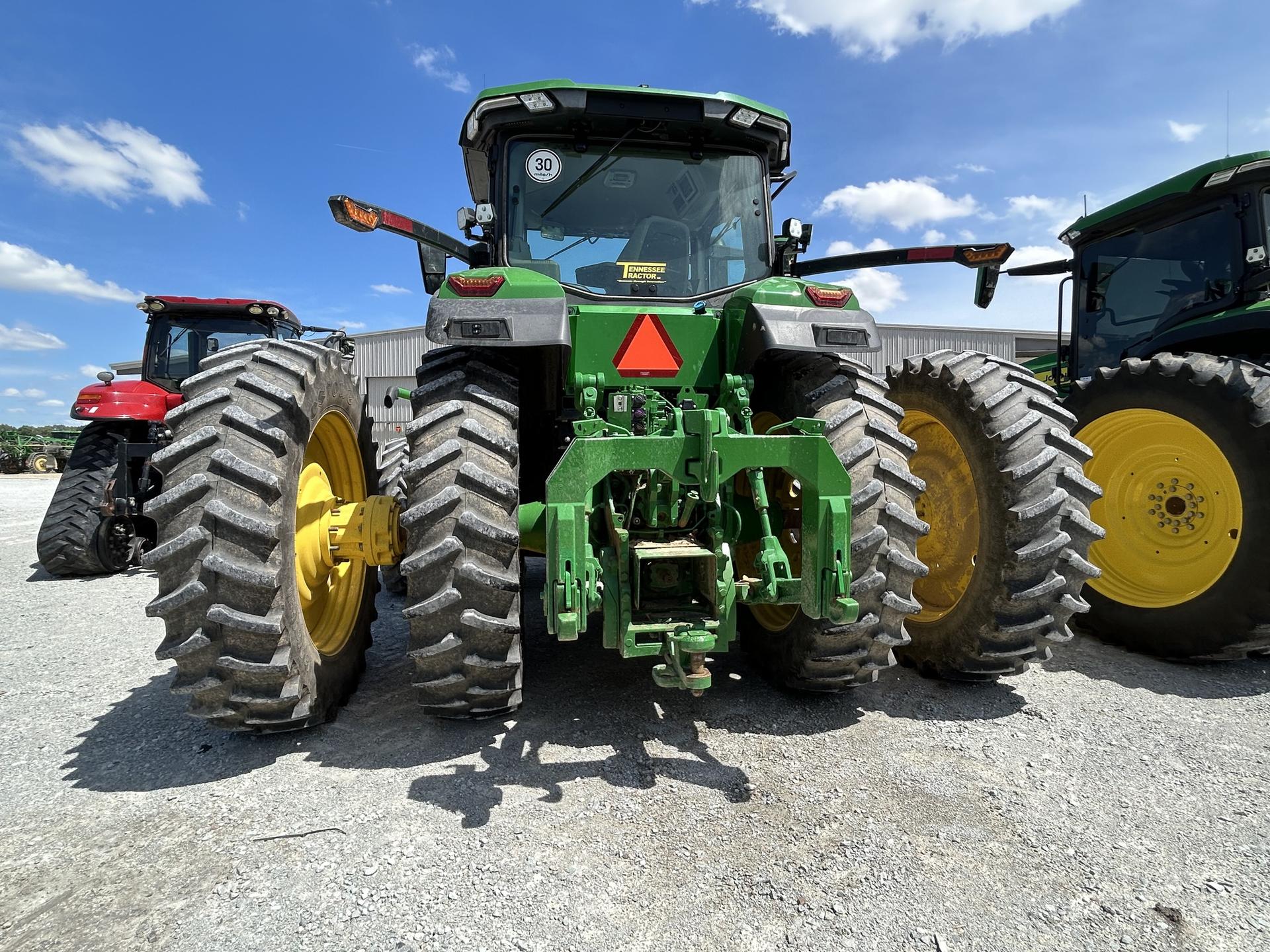 2022 John Deere 8R 310 Image