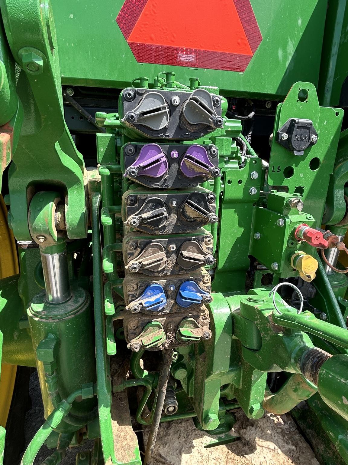 2022 John Deere 8R 310 Image