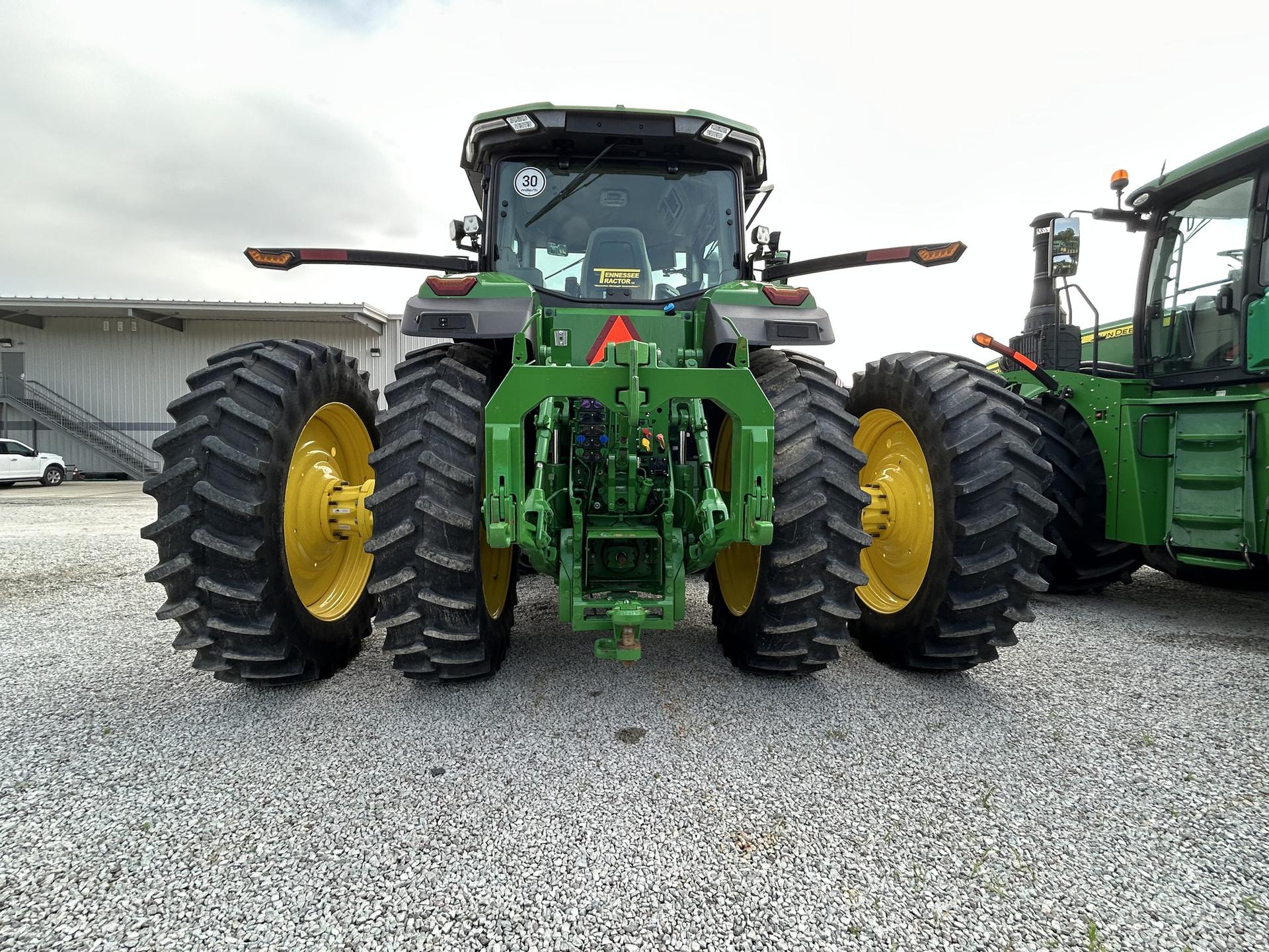 2022 John Deere 8R 310 Image