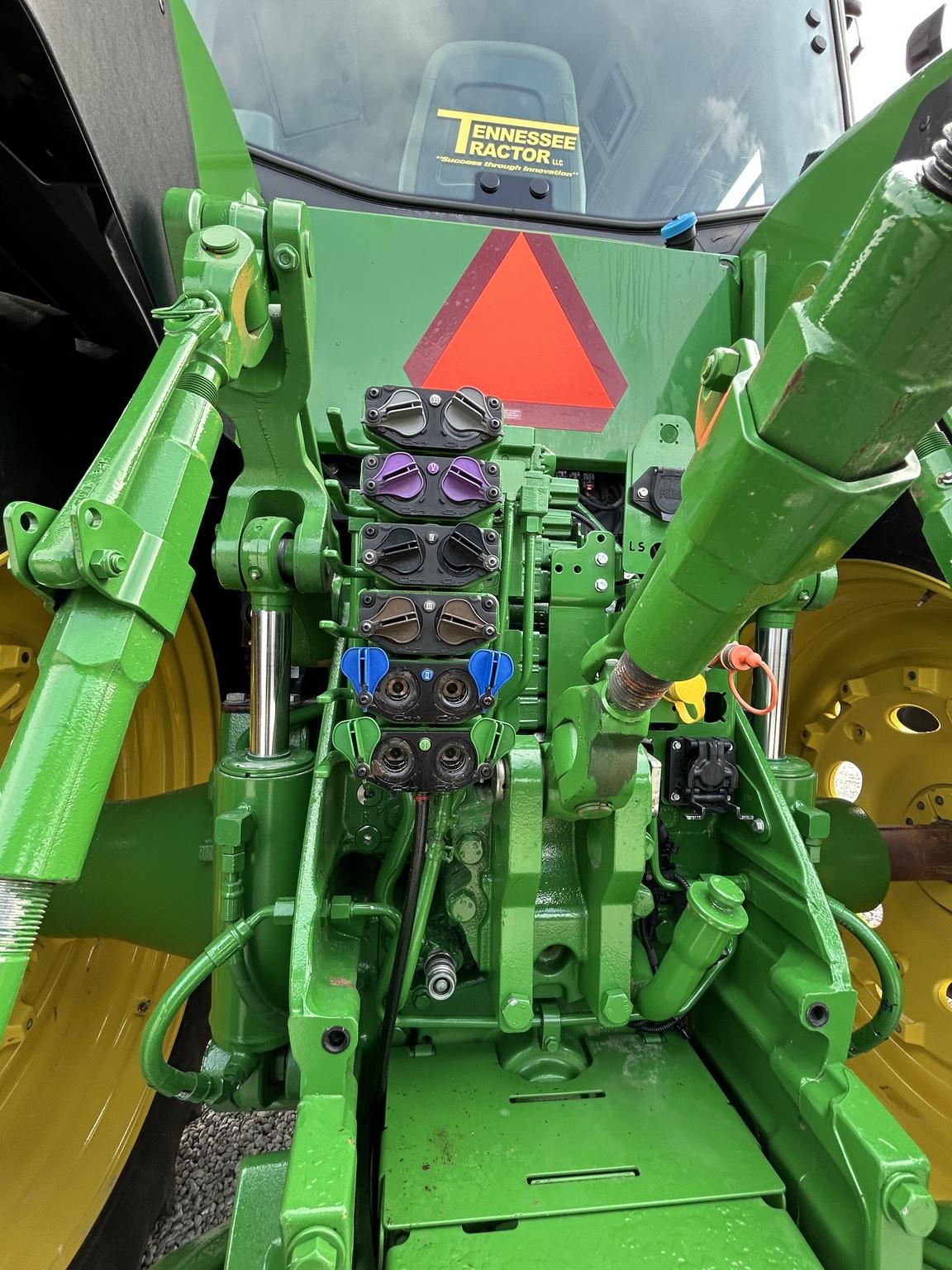 2022 John Deere 8R 310 Image