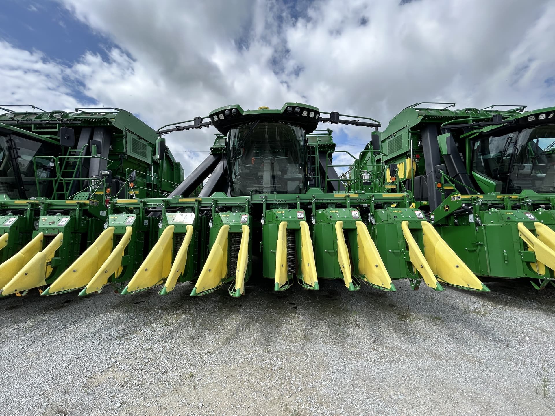 2024 John Deere CP770 Image