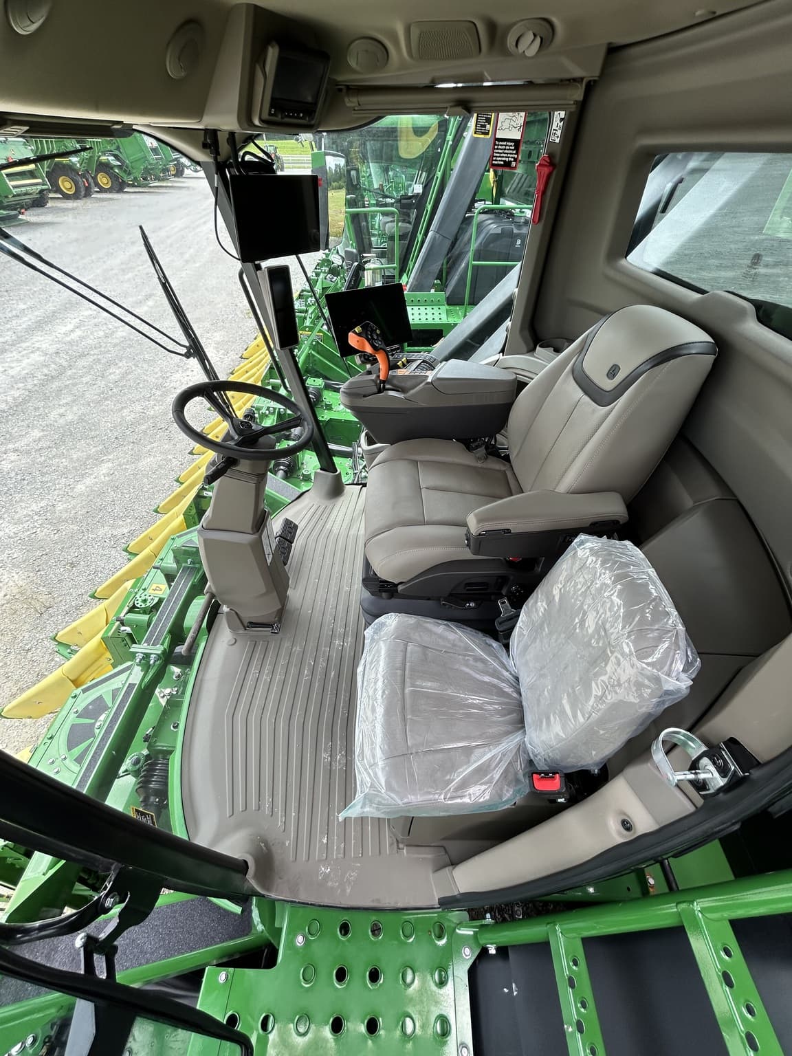 2024 John Deere CP770 Image