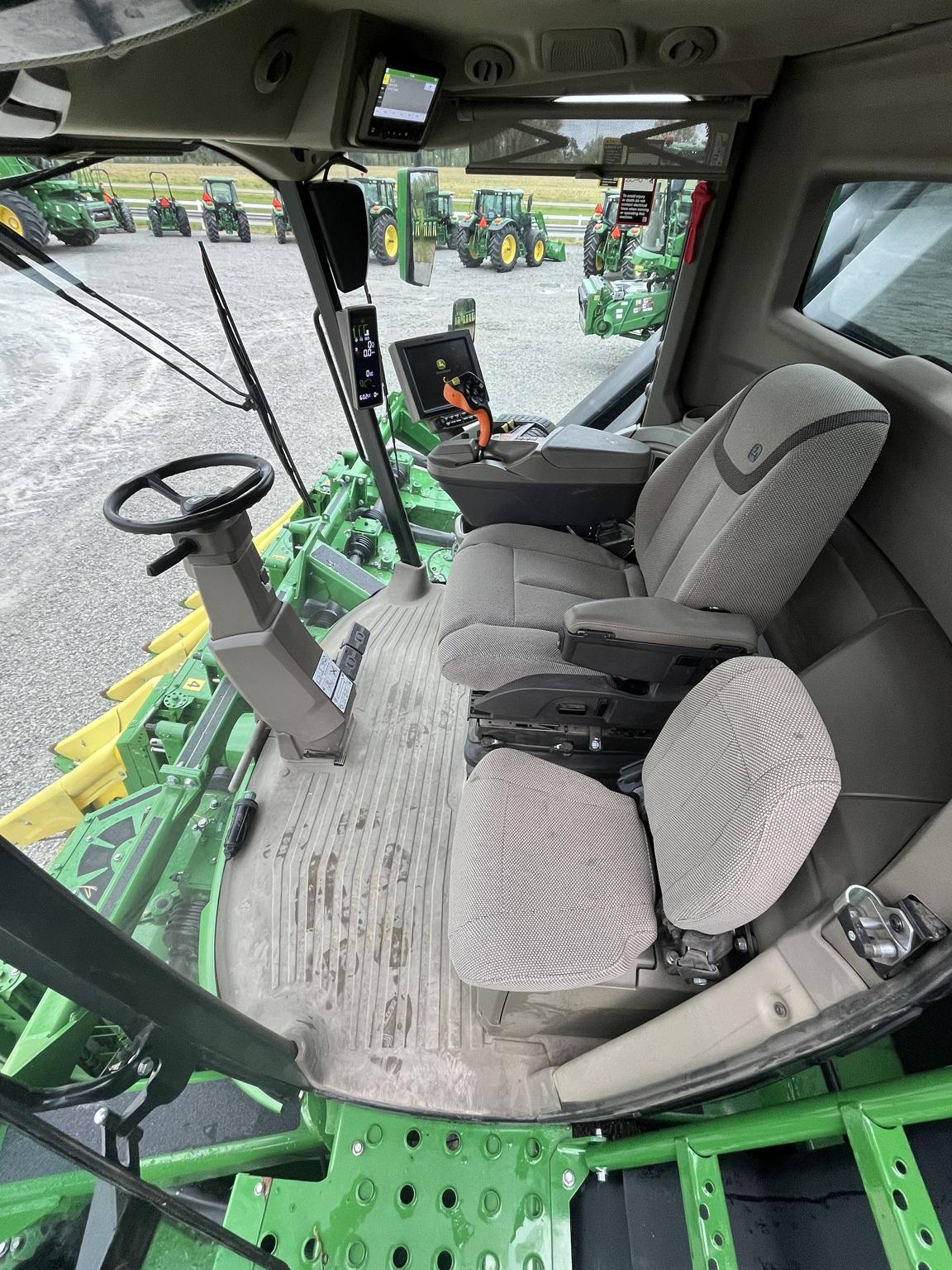 2022 John Deere CP770 Image