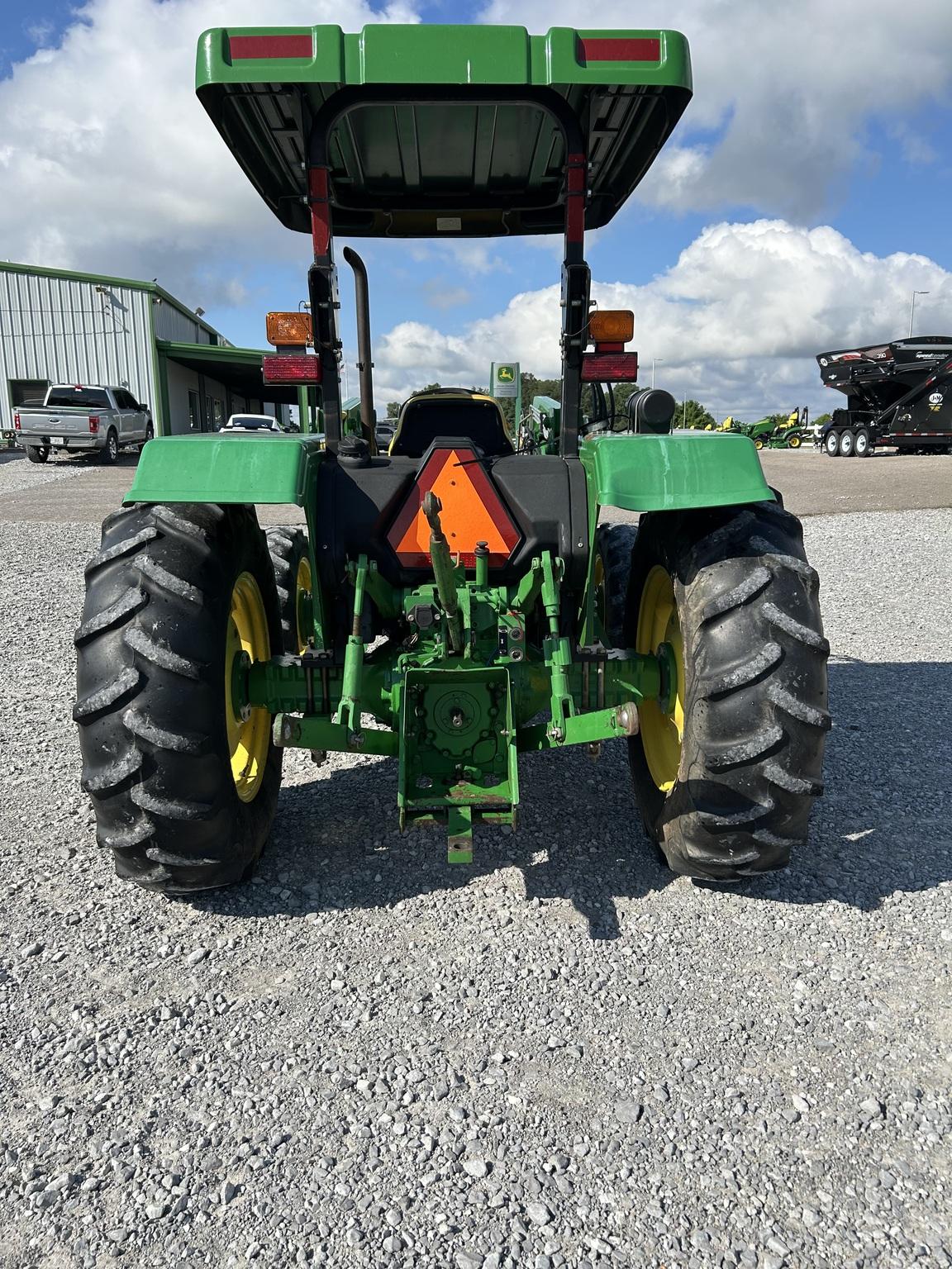 2009 John Deere 5055E Image