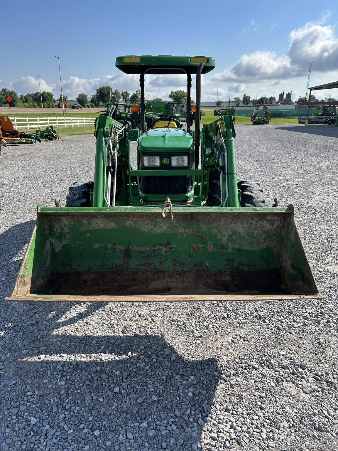 2009 John Deere 5055E Image