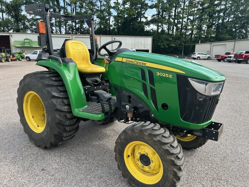 2018 John Deere 3025E Image