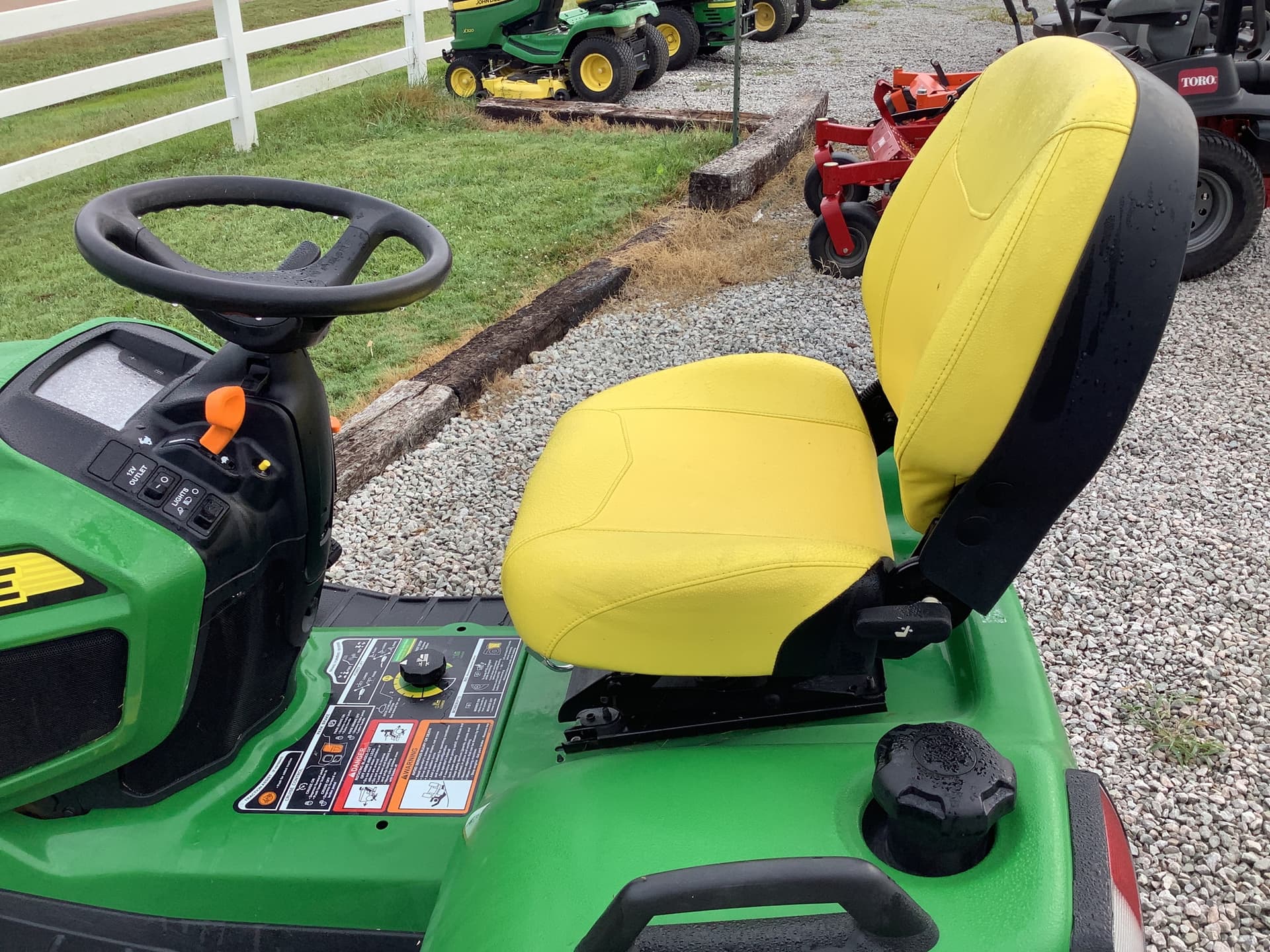 2016 John Deere X730 Tennessee Tractor