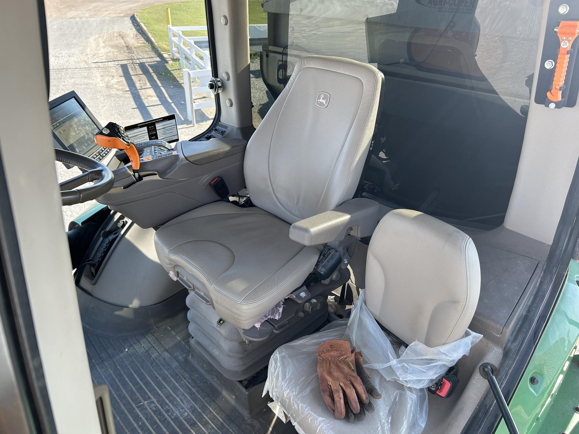 2018 John Deere R4038 Image