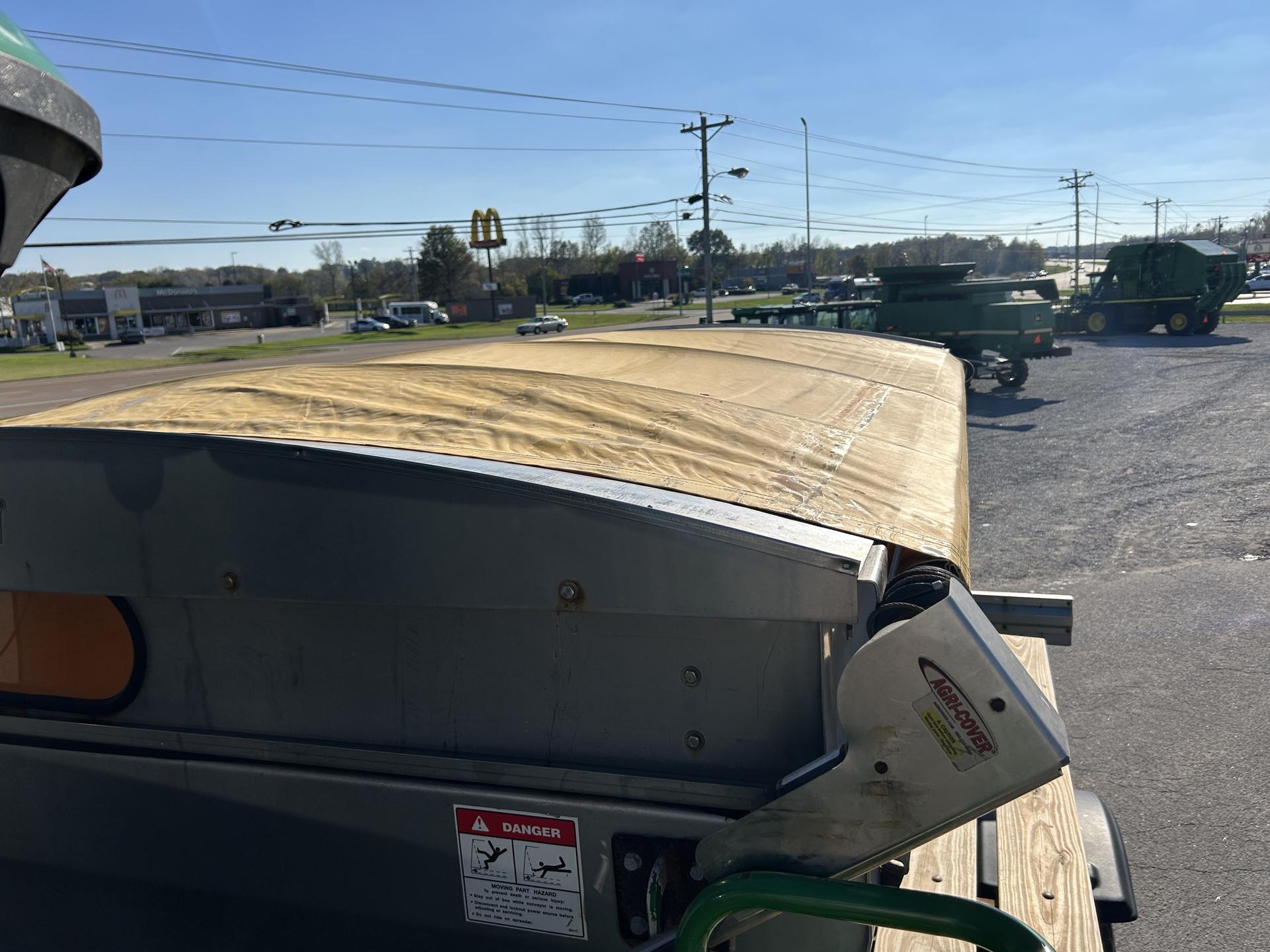 2018 John Deere R4038 Image